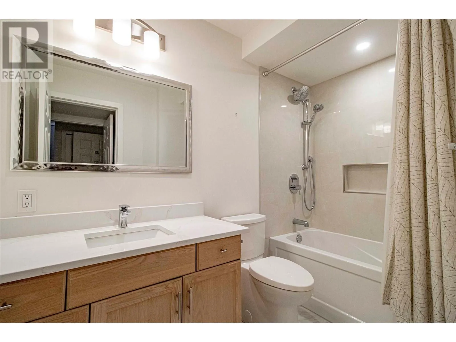 3948 Finnerty Road Unit# 145