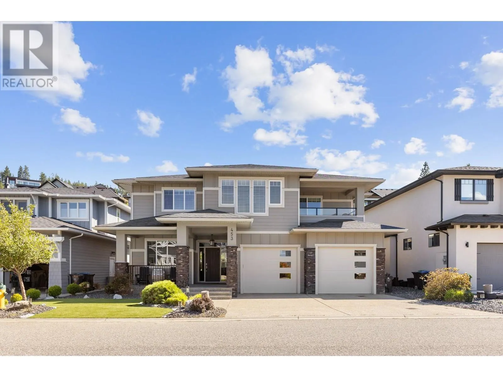 453 Lakepointe Drive