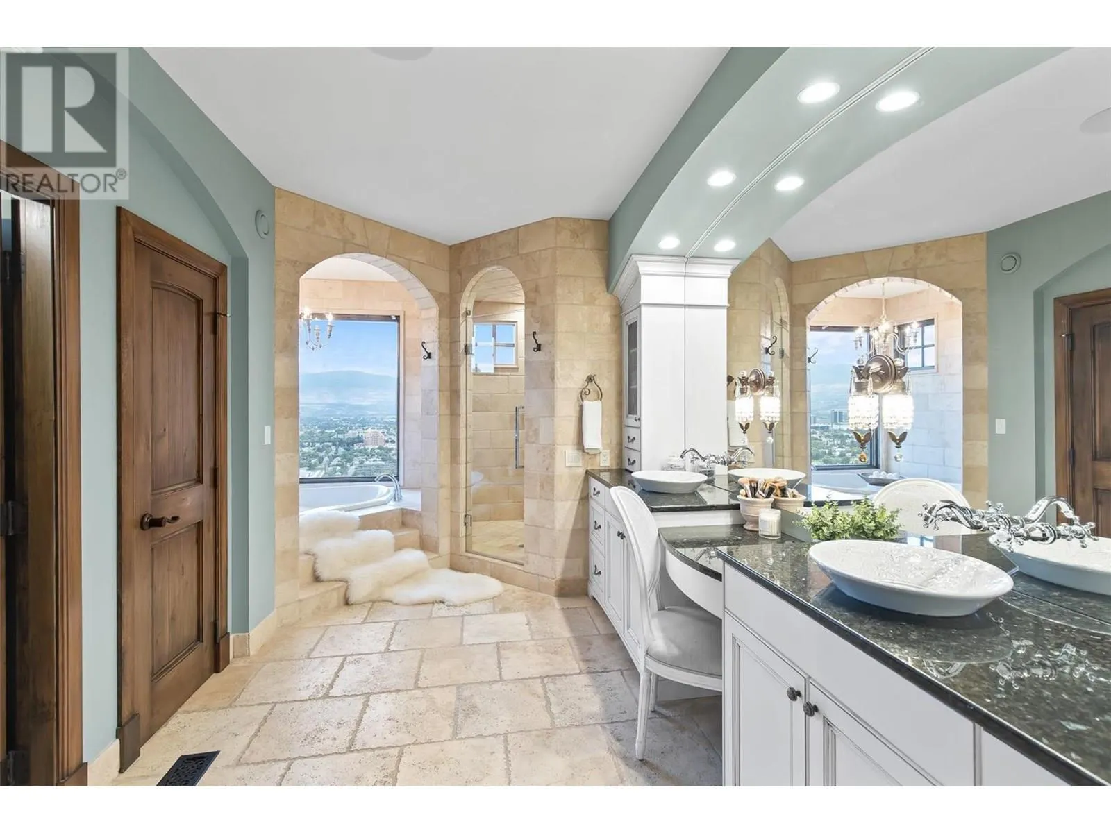 1113 Parkbluff Lane