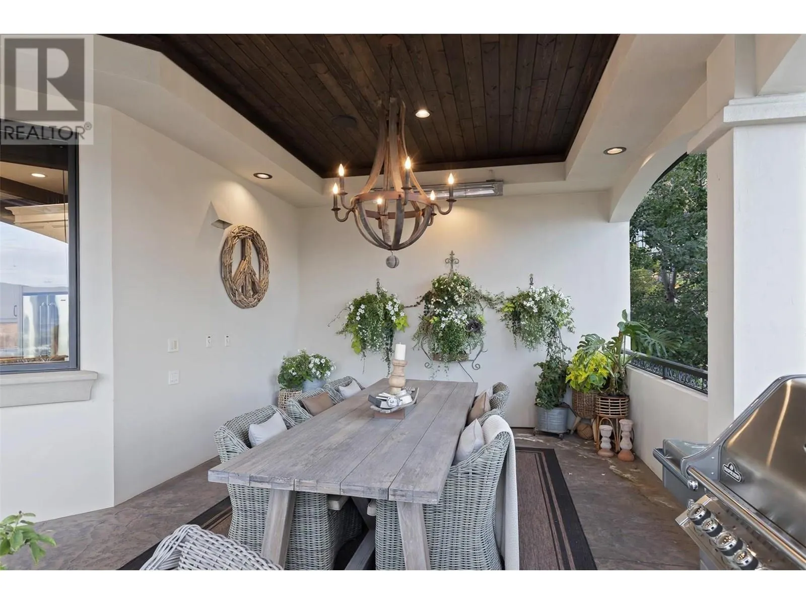 1113 Parkbluff Lane