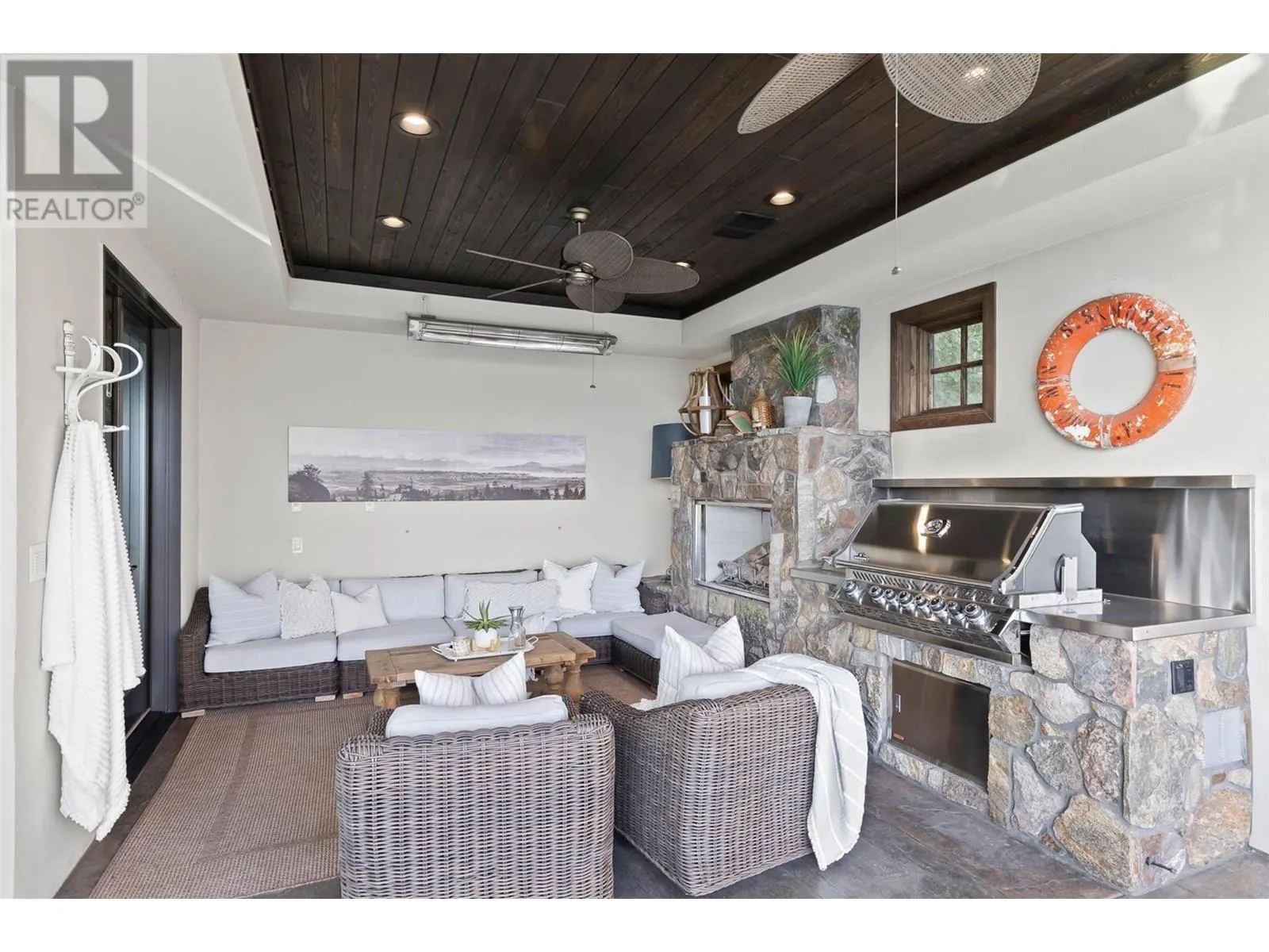 1113 Parkbluff Lane