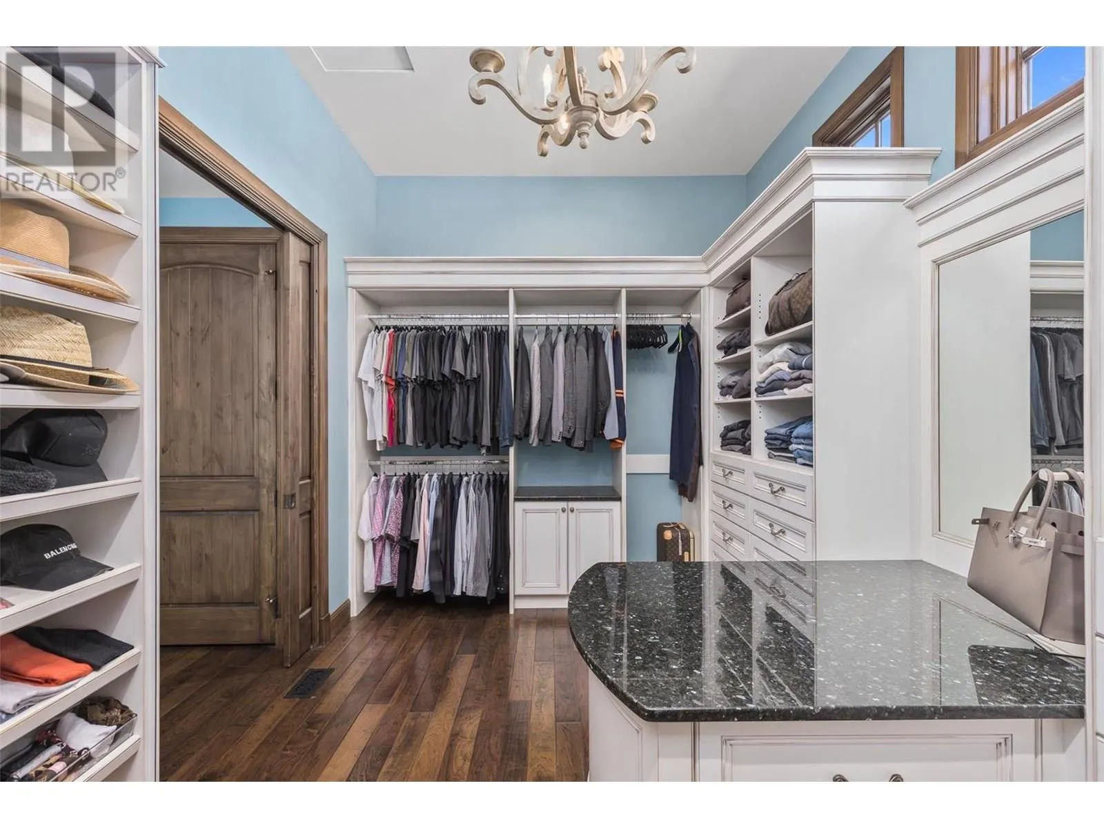 1113 Parkbluff Lane