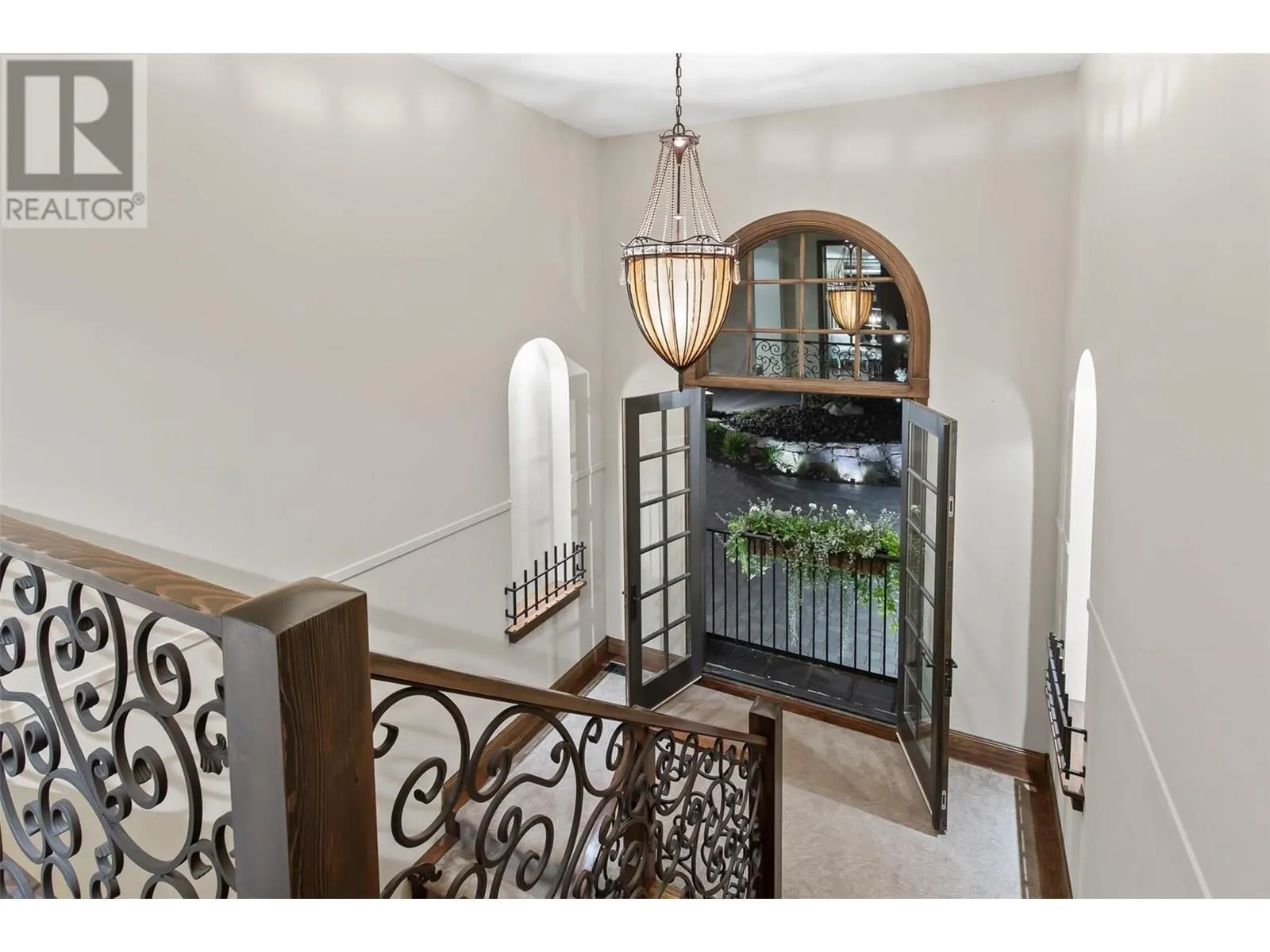 1113 Parkbluff Lane