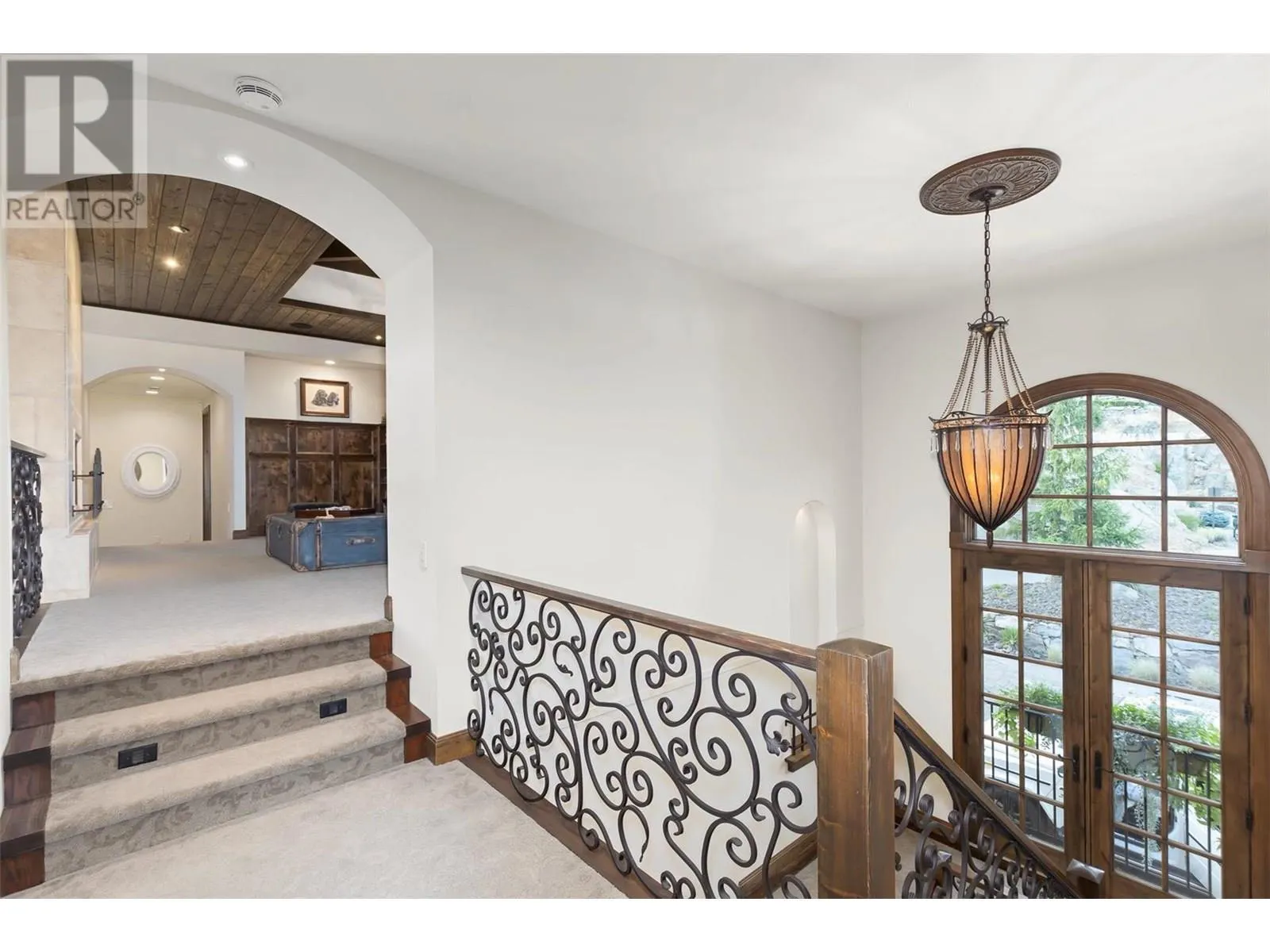 1113 Parkbluff Lane
