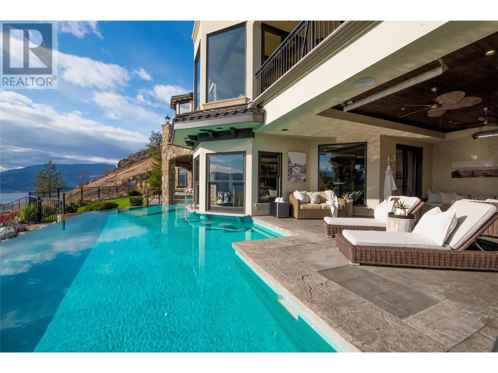 1113 Parkbluff Lane