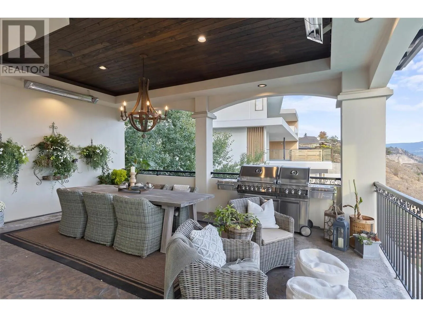 1113 Parkbluff Lane