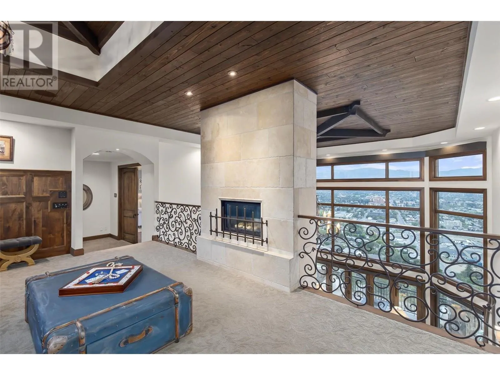 1113 Parkbluff Lane