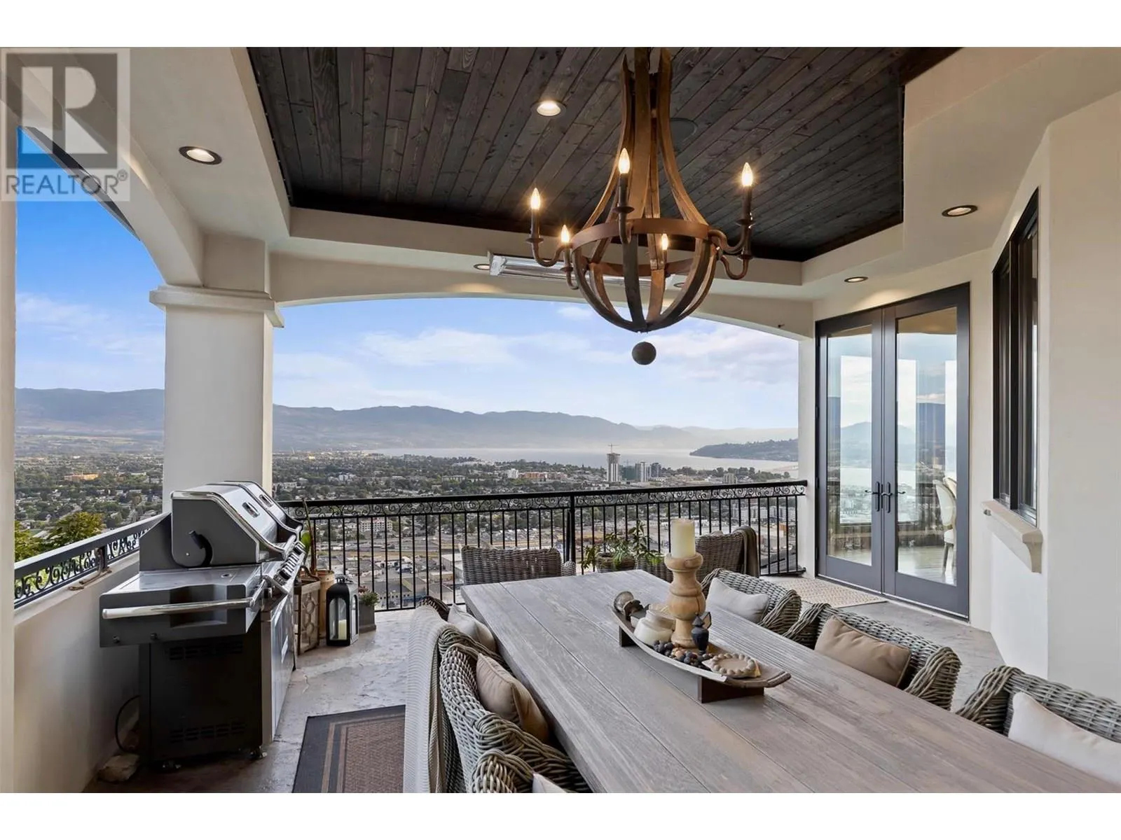 1113 Parkbluff Lane