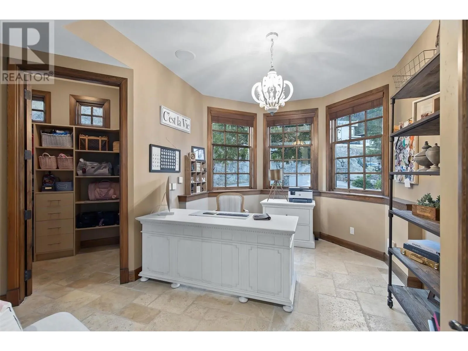 1113 Parkbluff Lane