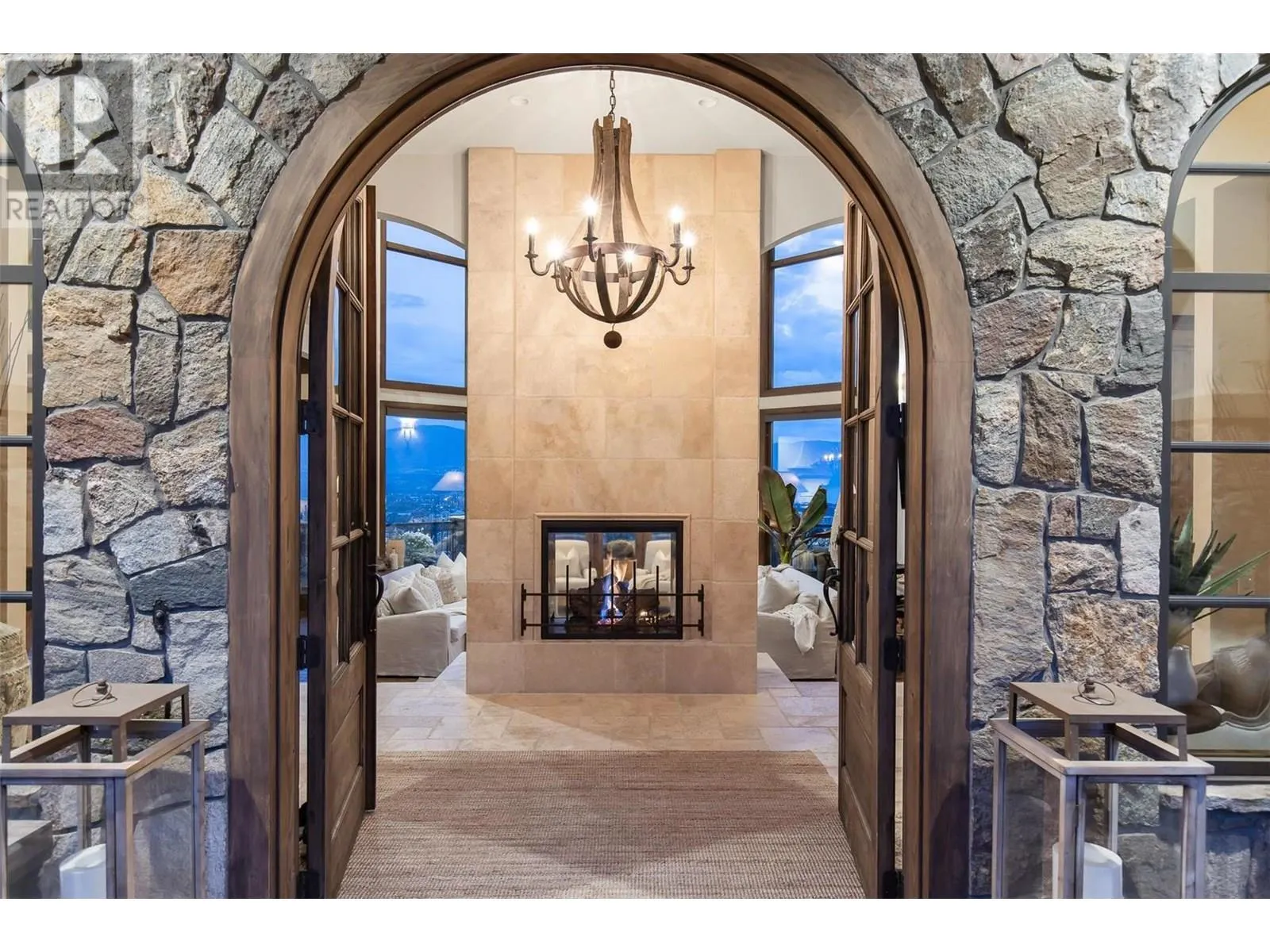 1113 Parkbluff Lane