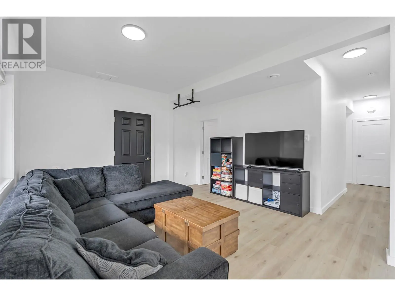 285 WESTVIEW Road