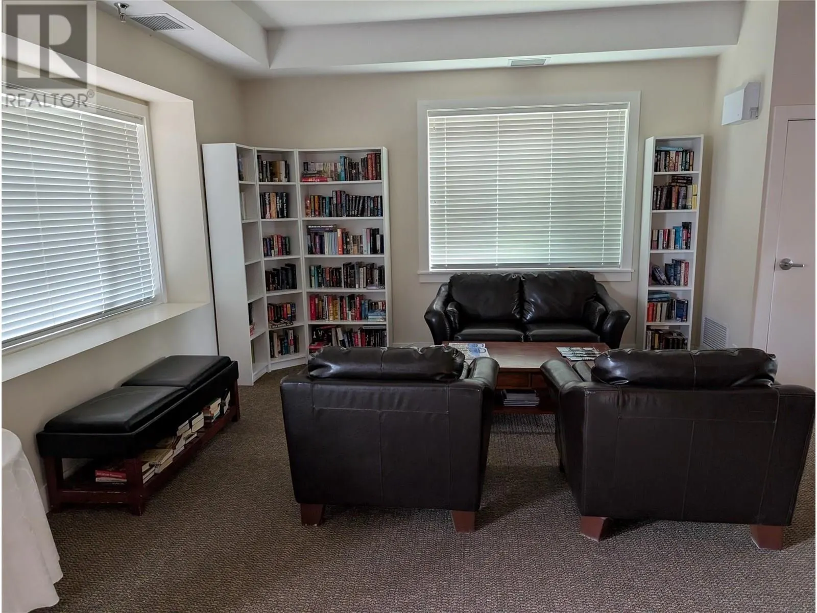 2532 Shoreline Drive Unit# 118