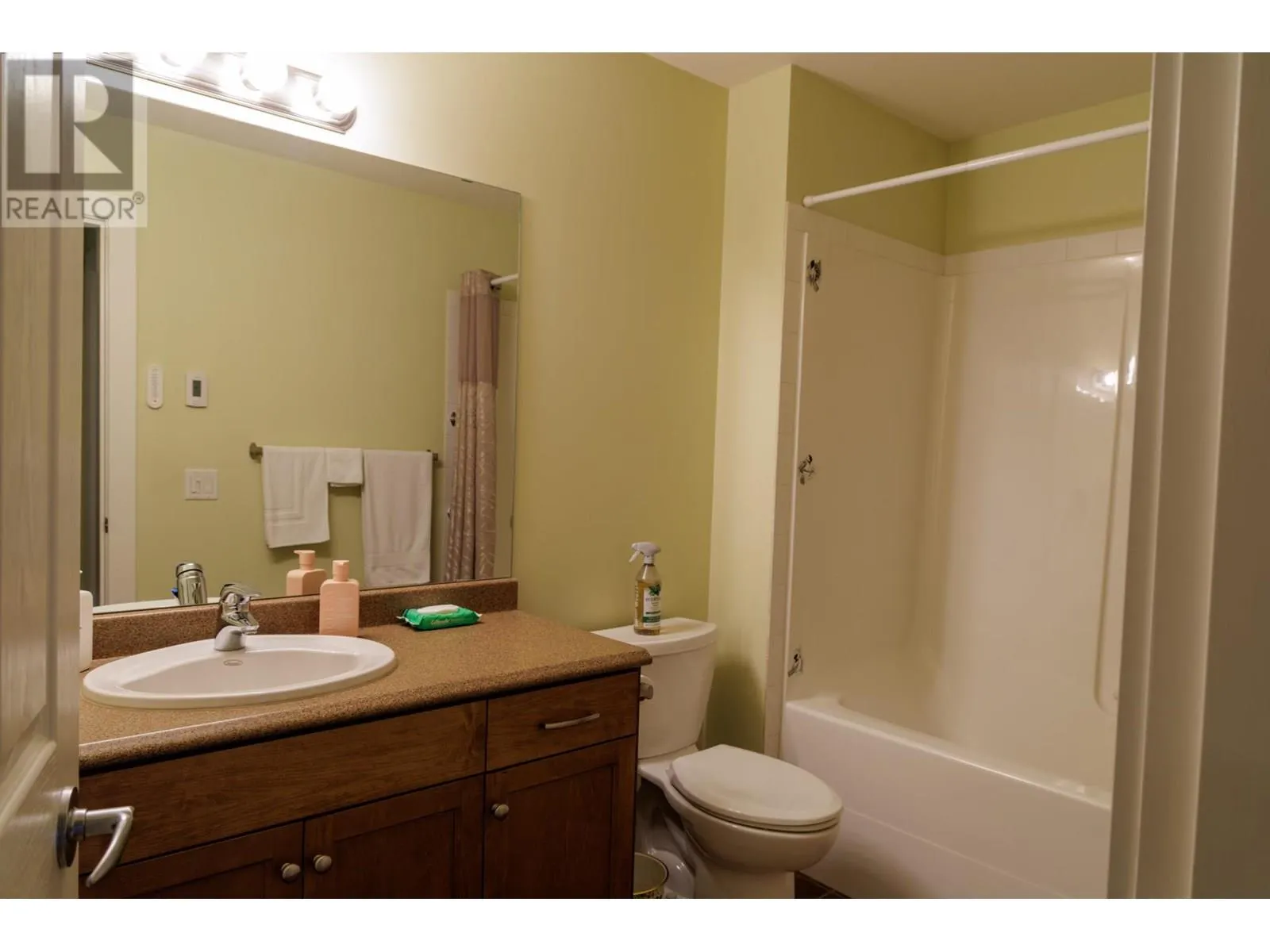 2532 Shoreline Drive Unit# 118