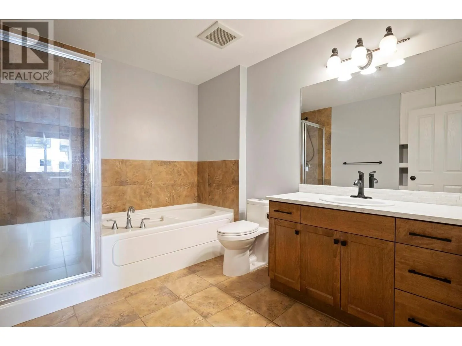 2532 Shoreline Drive Unit# 102