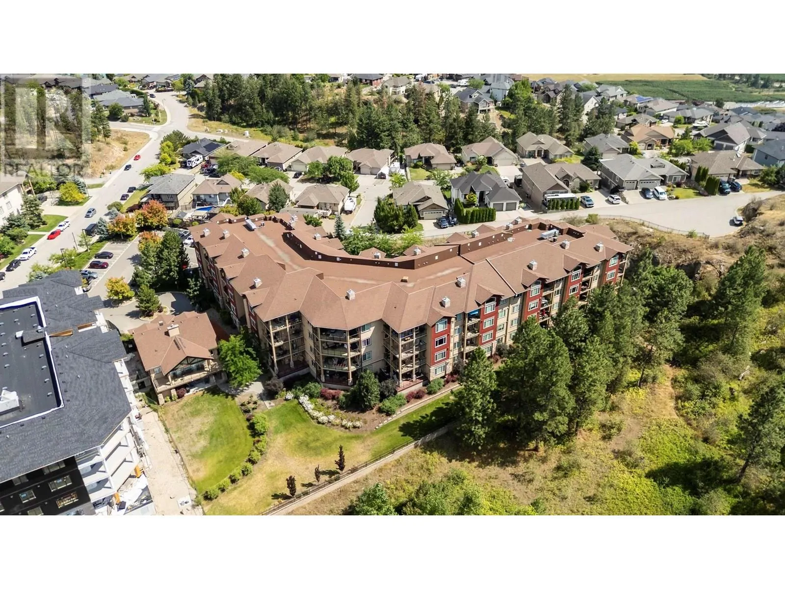 2532 Shoreline Drive Unit# 102