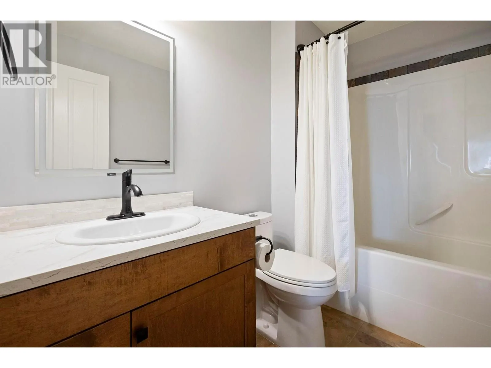 2532 Shoreline Drive Unit# 102