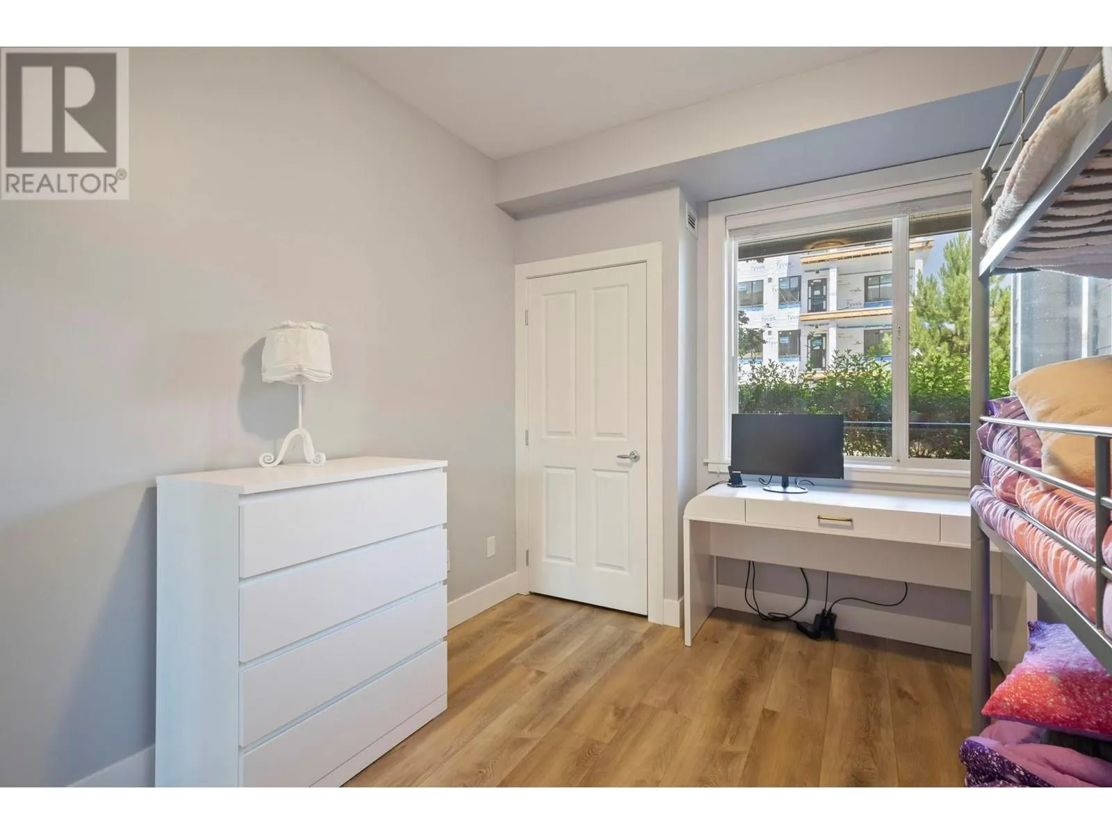 2532 Shoreline Drive Unit# 102