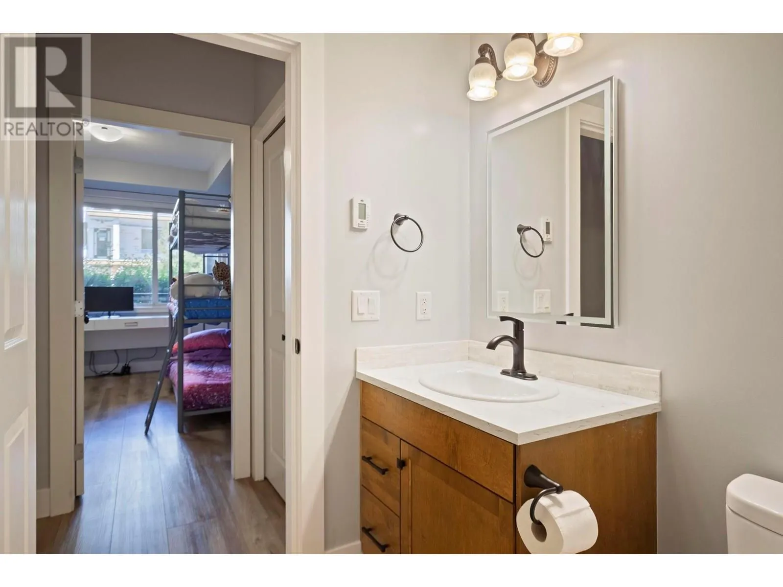 2532 Shoreline Drive Unit# 102