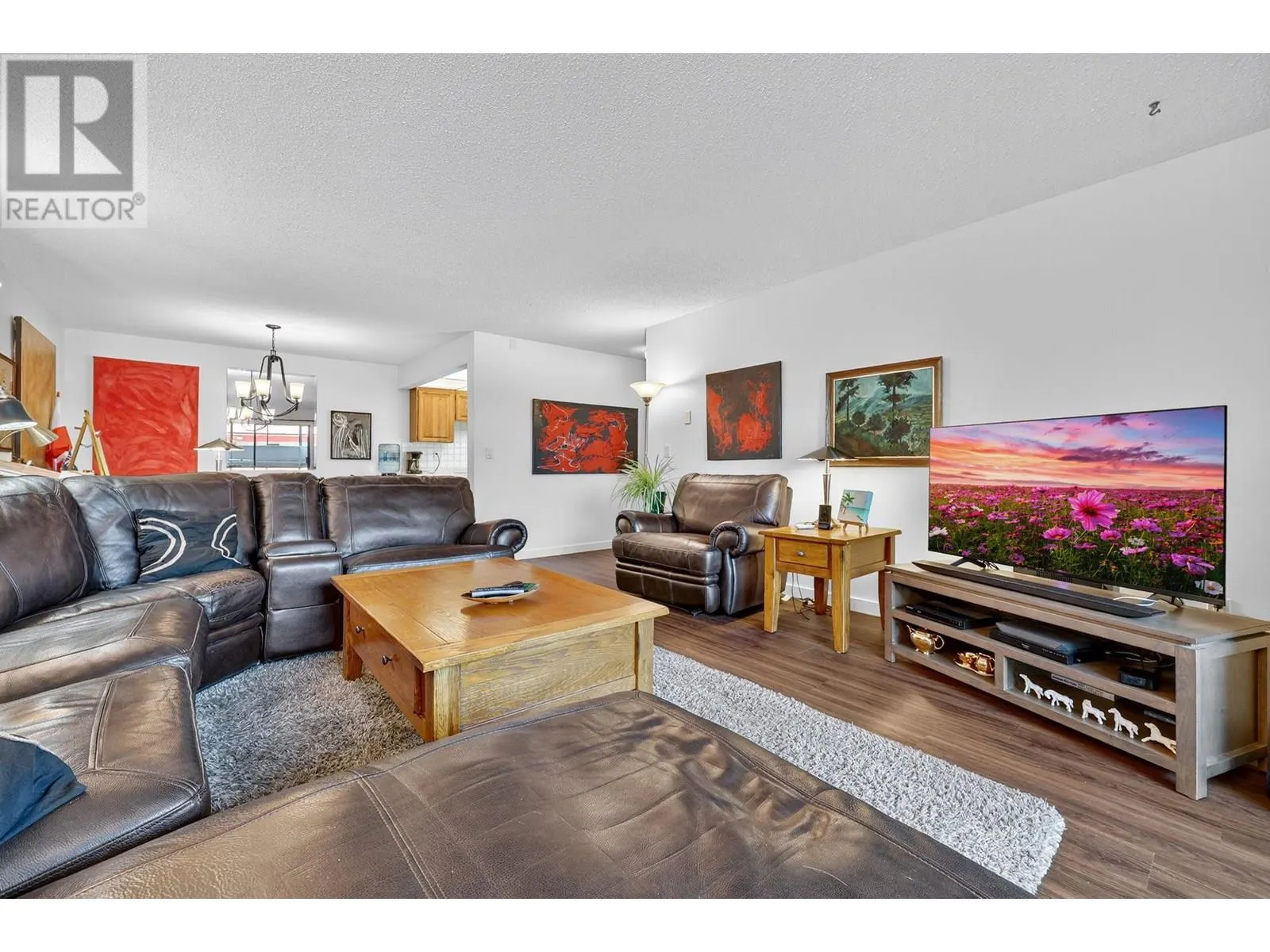 2085 Gordon Drive Unit# 116