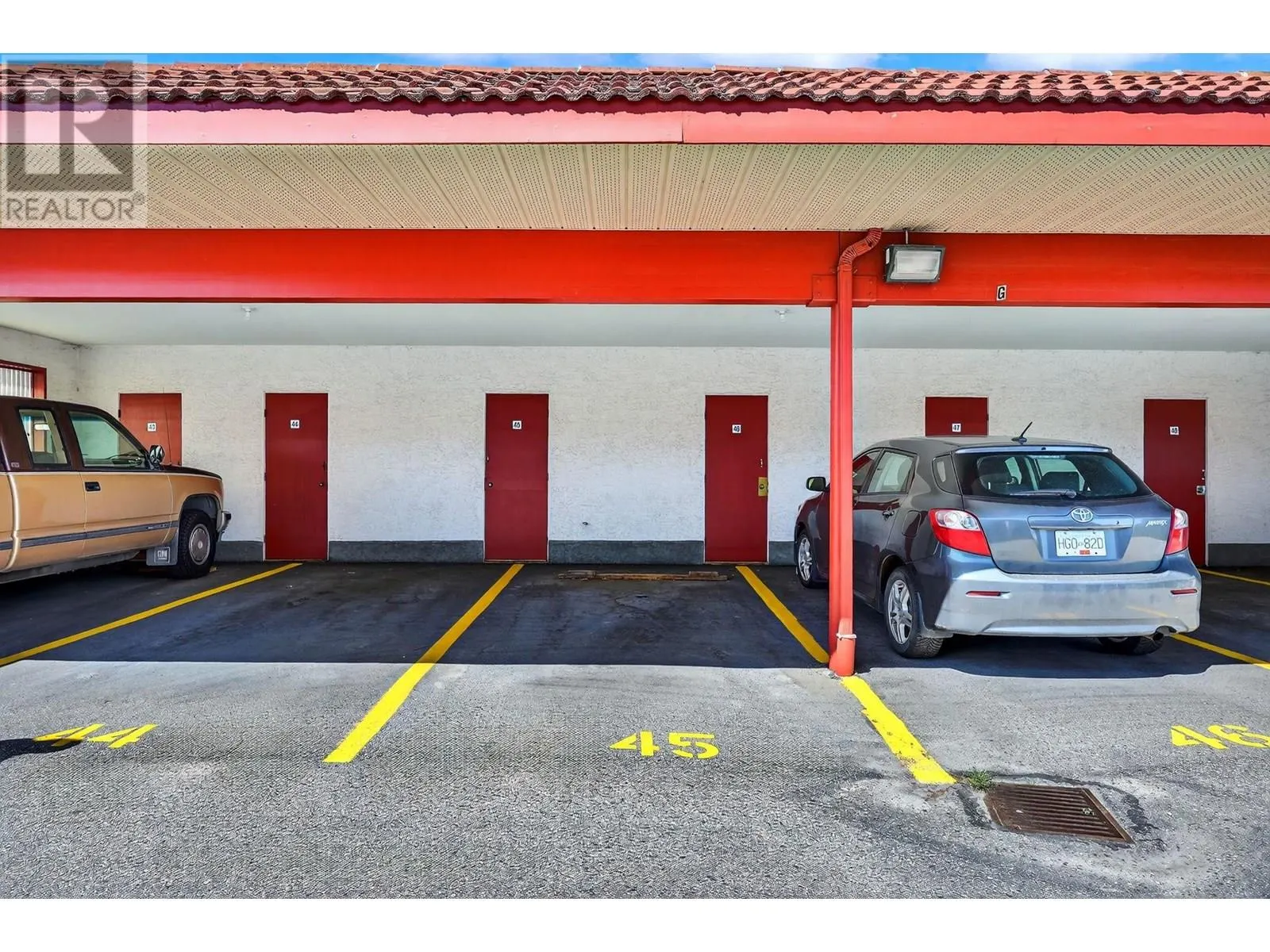 2085 Gordon Drive Unit# 116