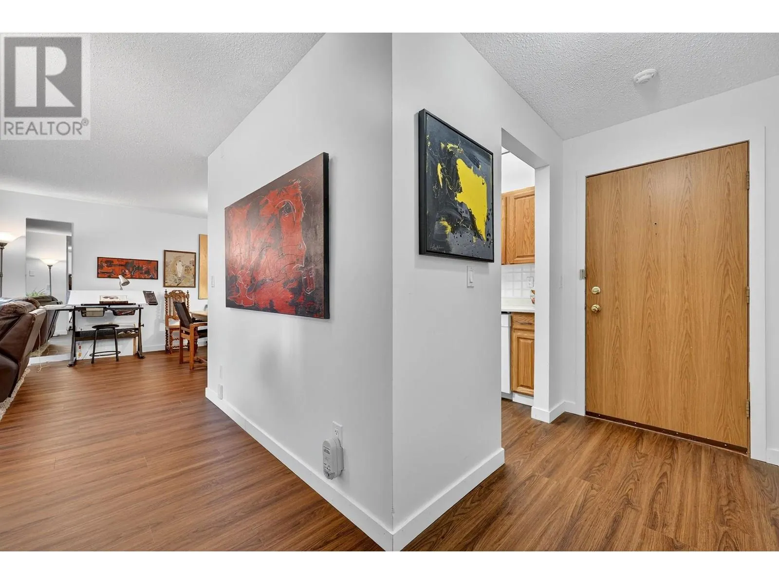 2085 Gordon Drive Unit# 116