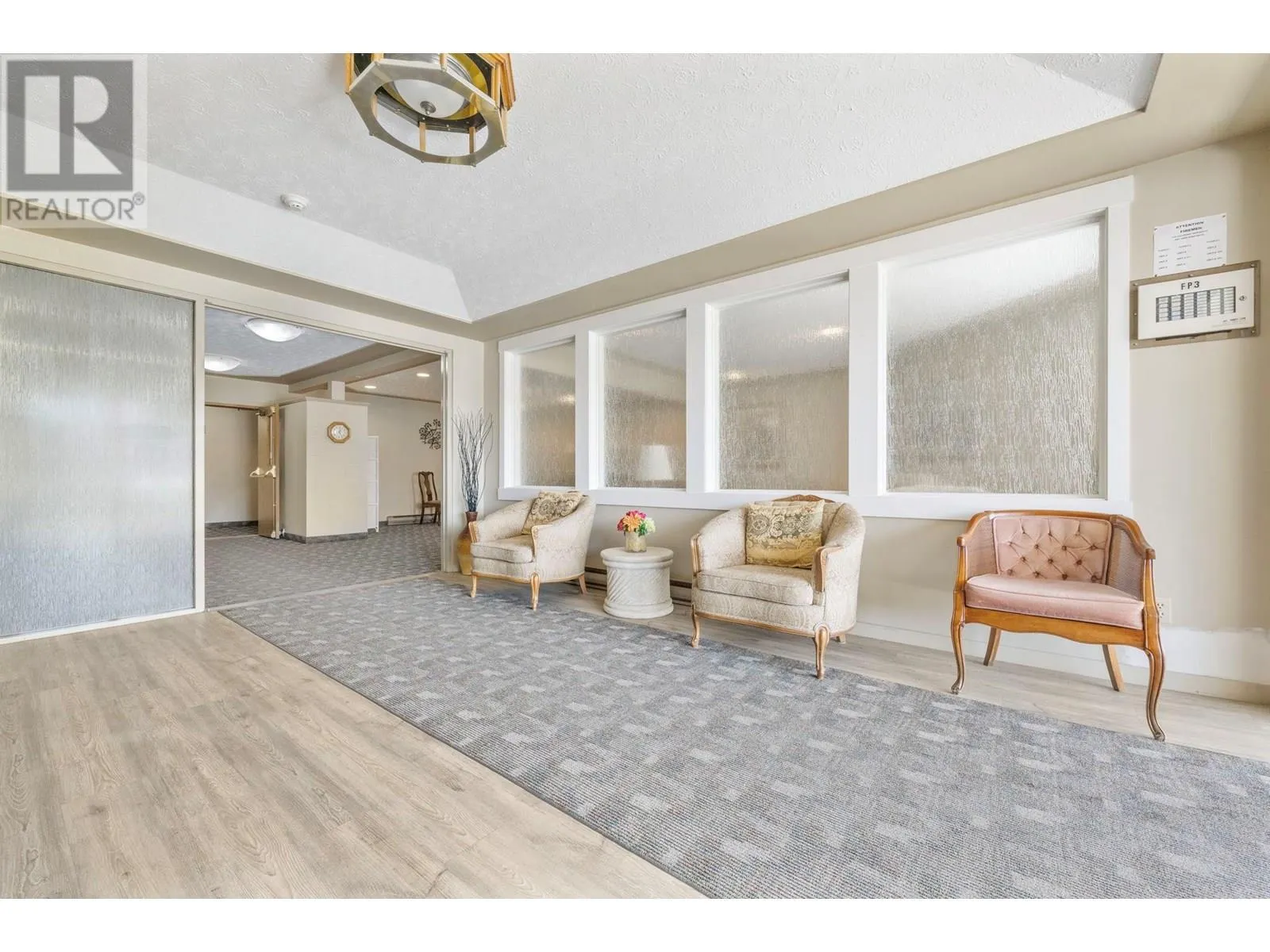 2085 Gordon Drive Unit# 116