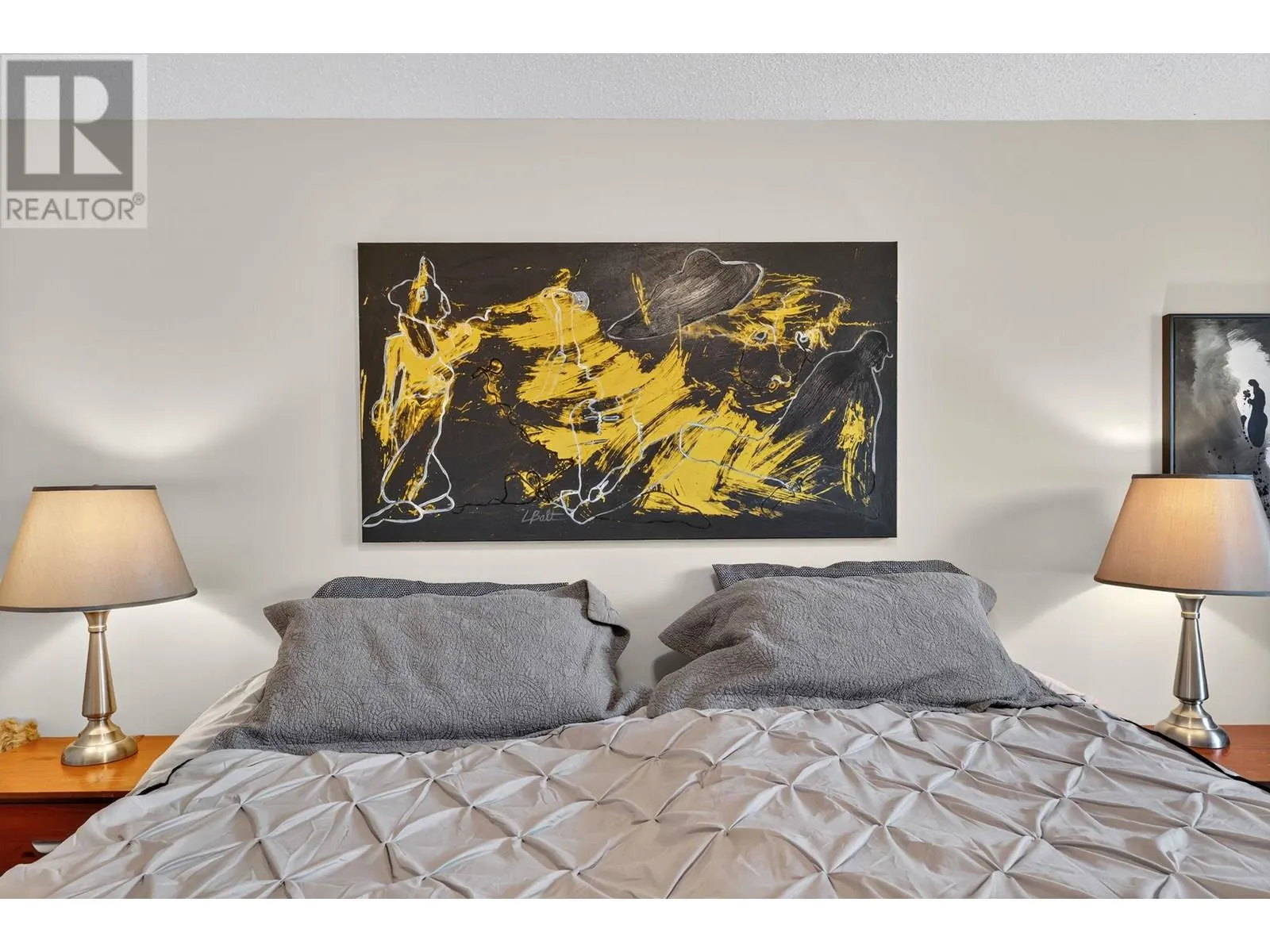 2085 Gordon Drive Unit# 116