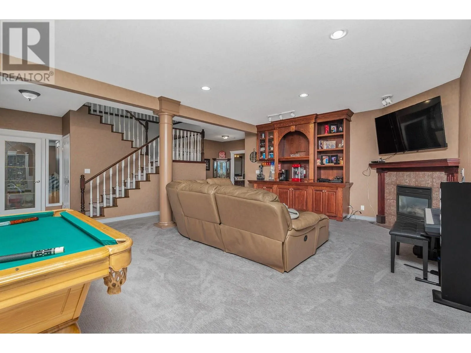 8853 Braeburn Drive