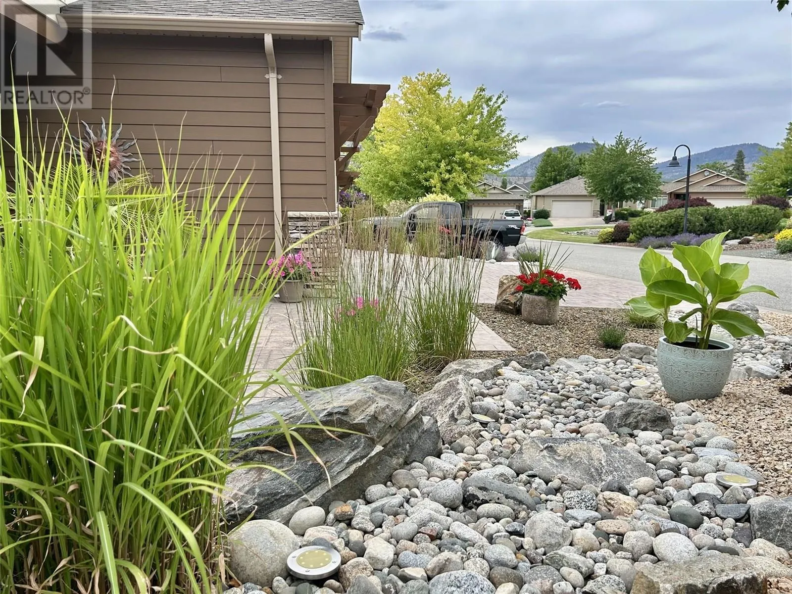 6833 Meadows Drive Unit# 29