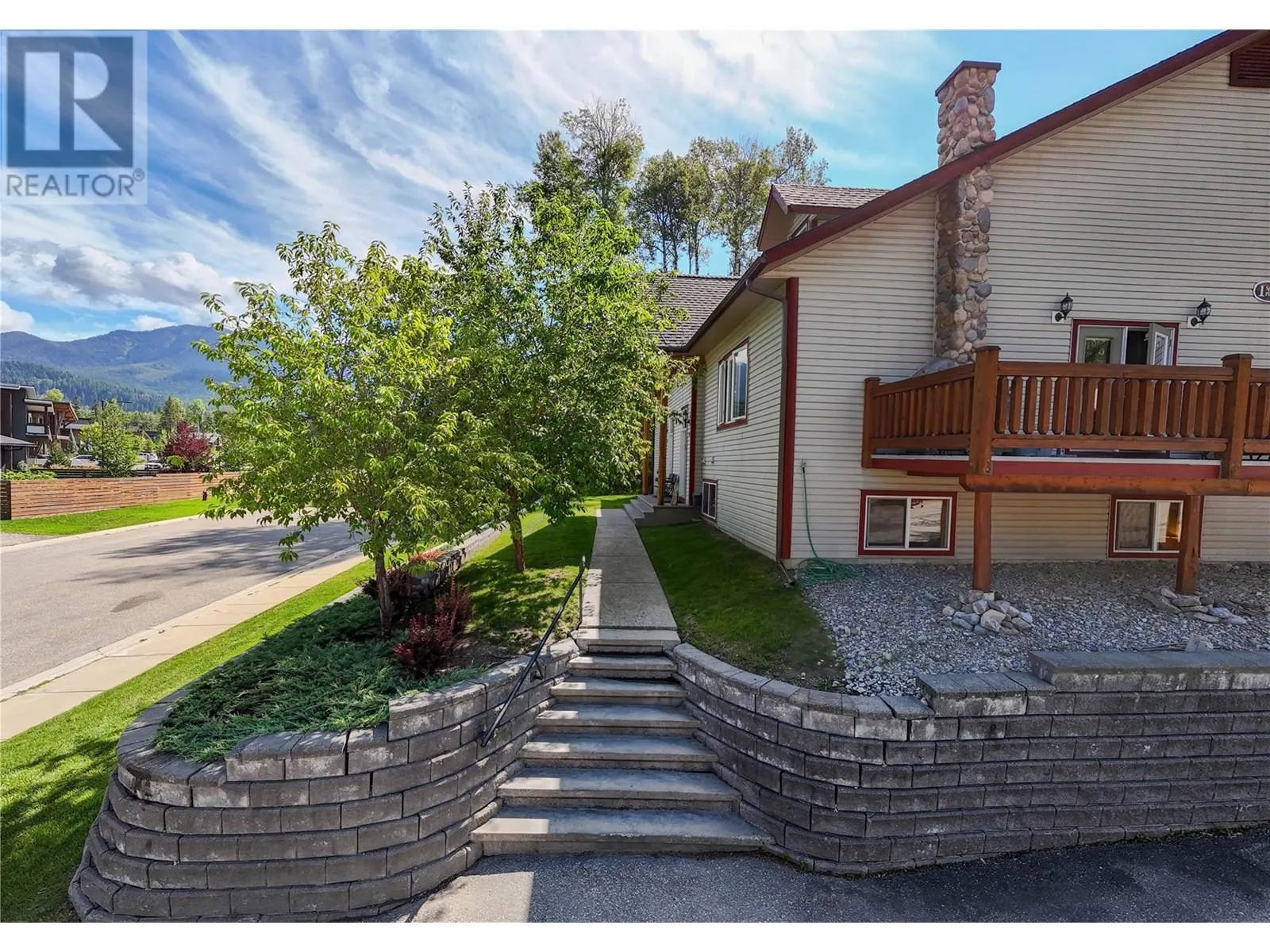 1A Spruce Place