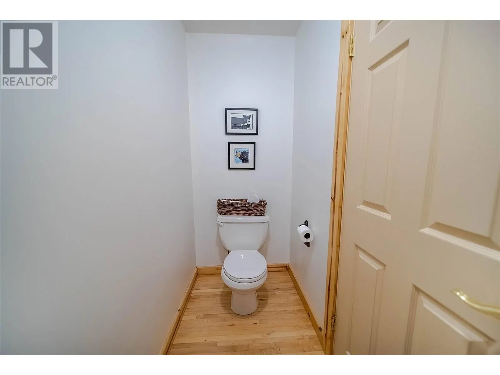 1A Spruce Place