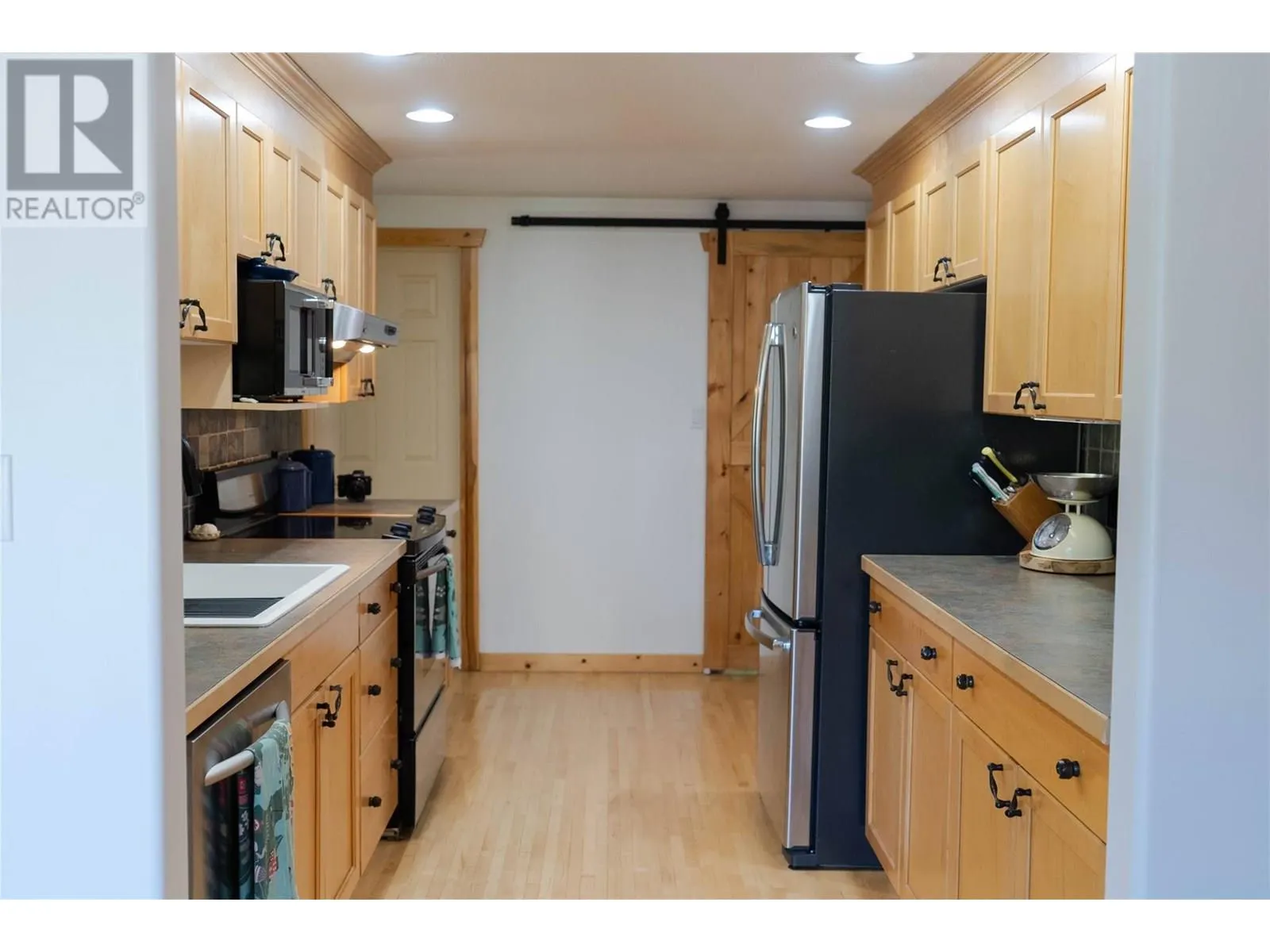 1A Spruce Place