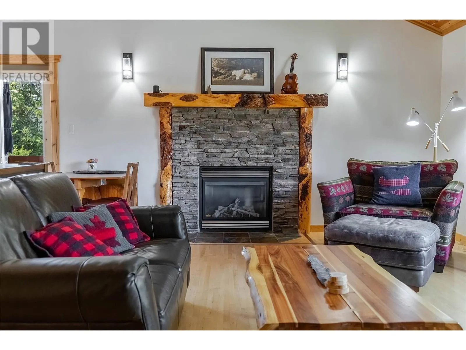 1A Spruce Place