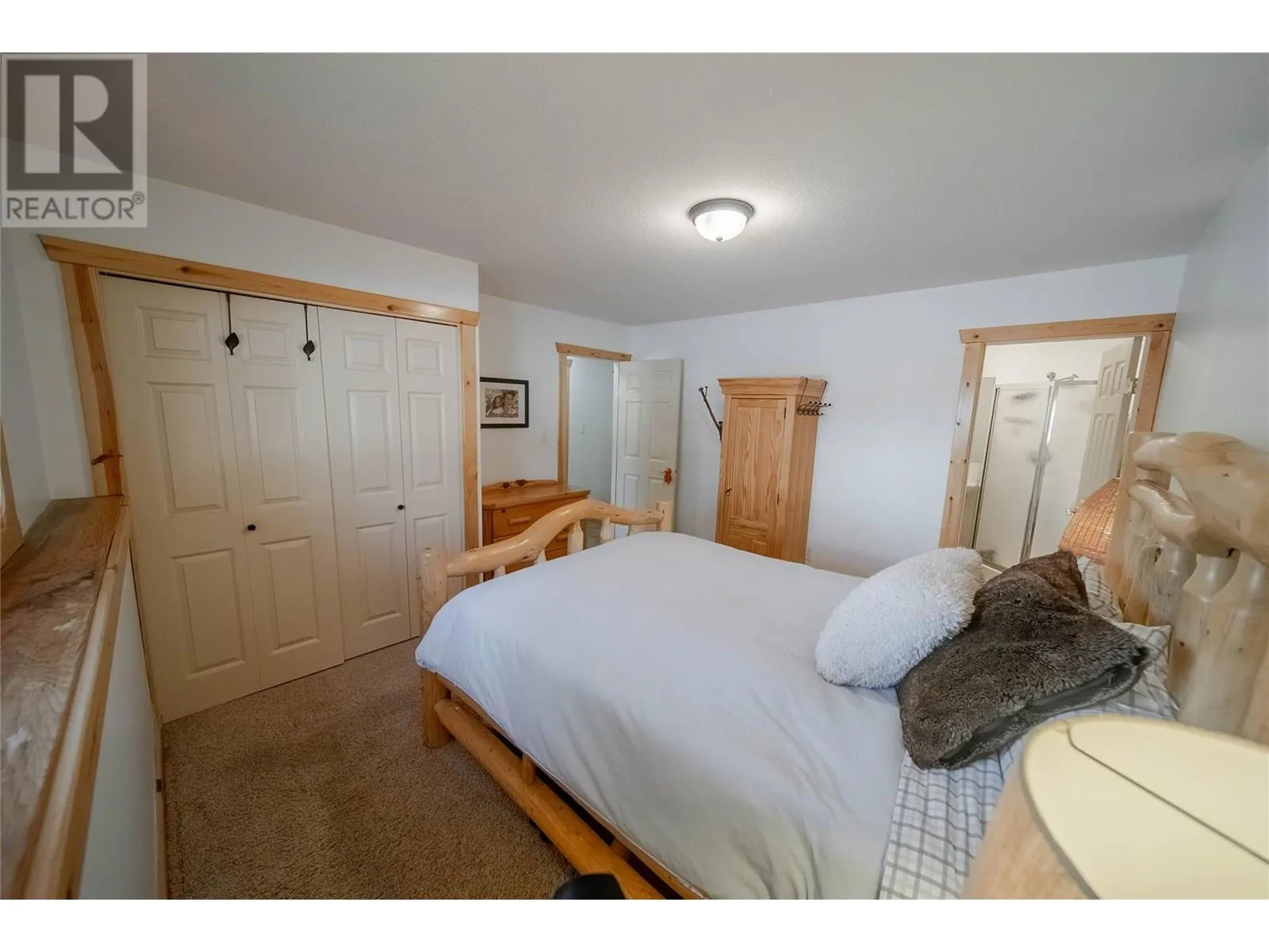 1A Spruce Place