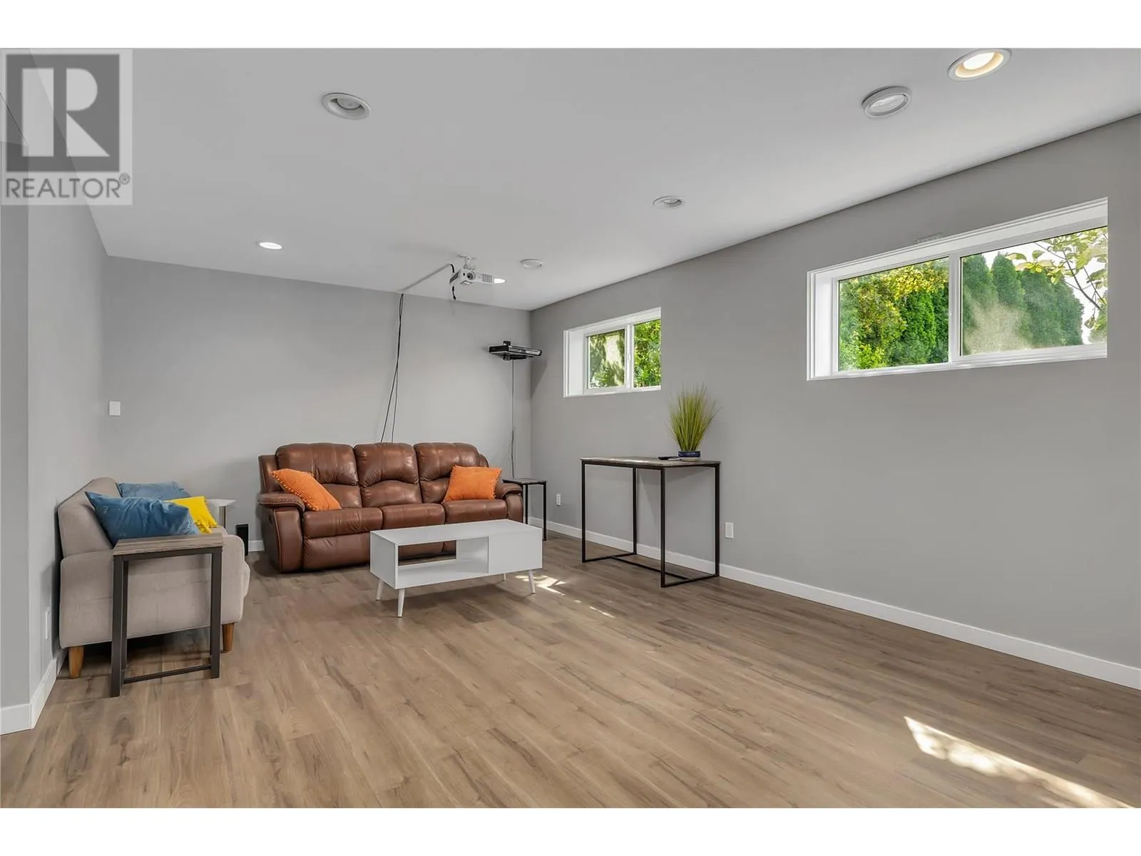 1301 Ponderosa Road