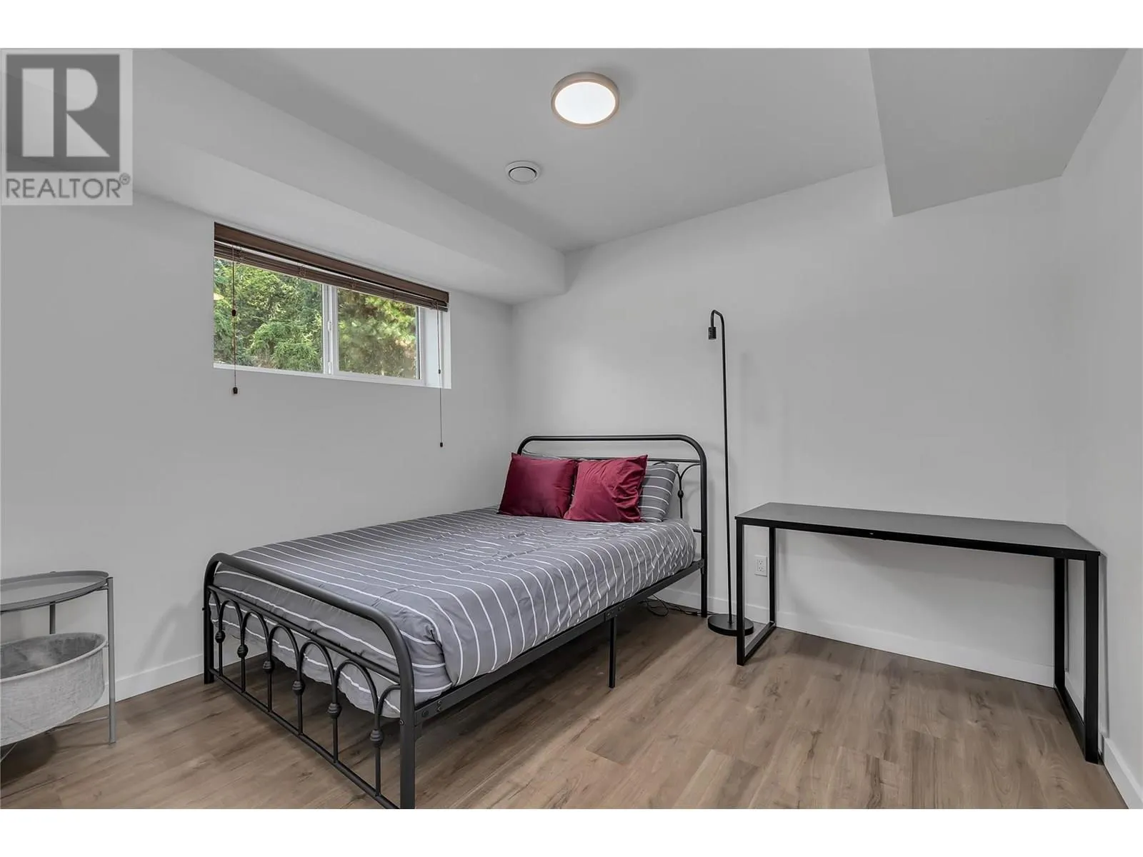 1301 Ponderosa Road