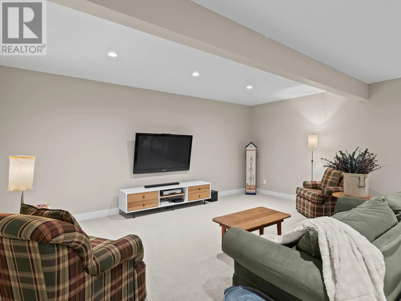 80 Forest Edge Drive