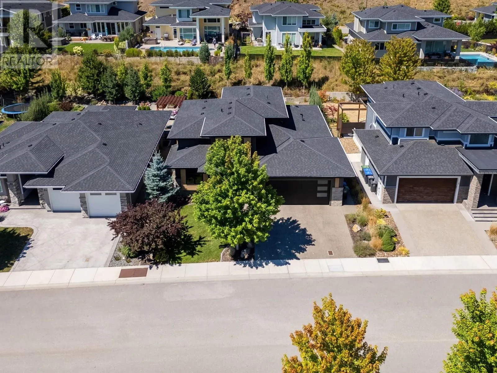 80 Forest Edge Drive