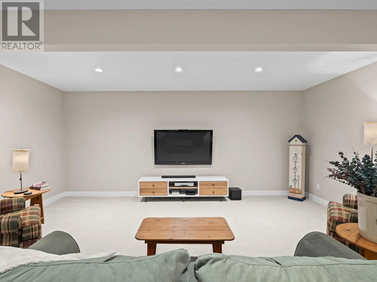 80 Forest Edge Drive