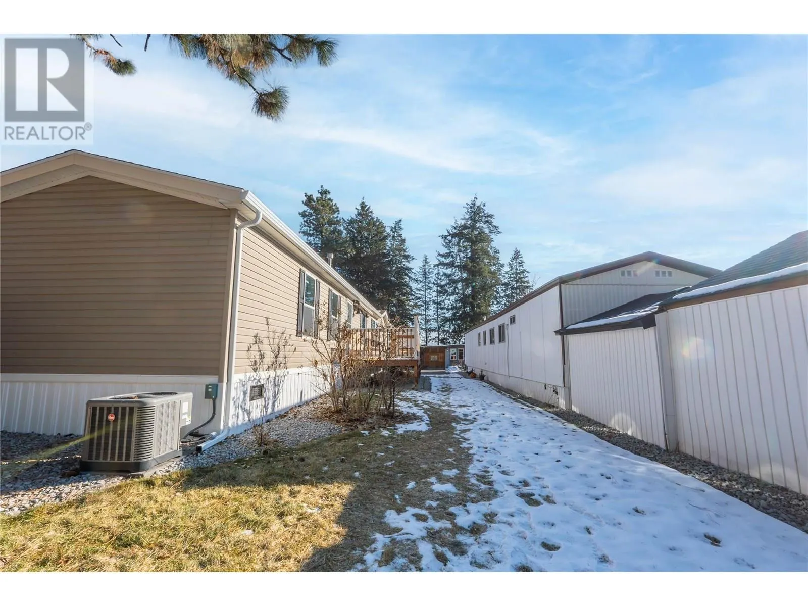 5371 Princeton Avenue Unit# 18