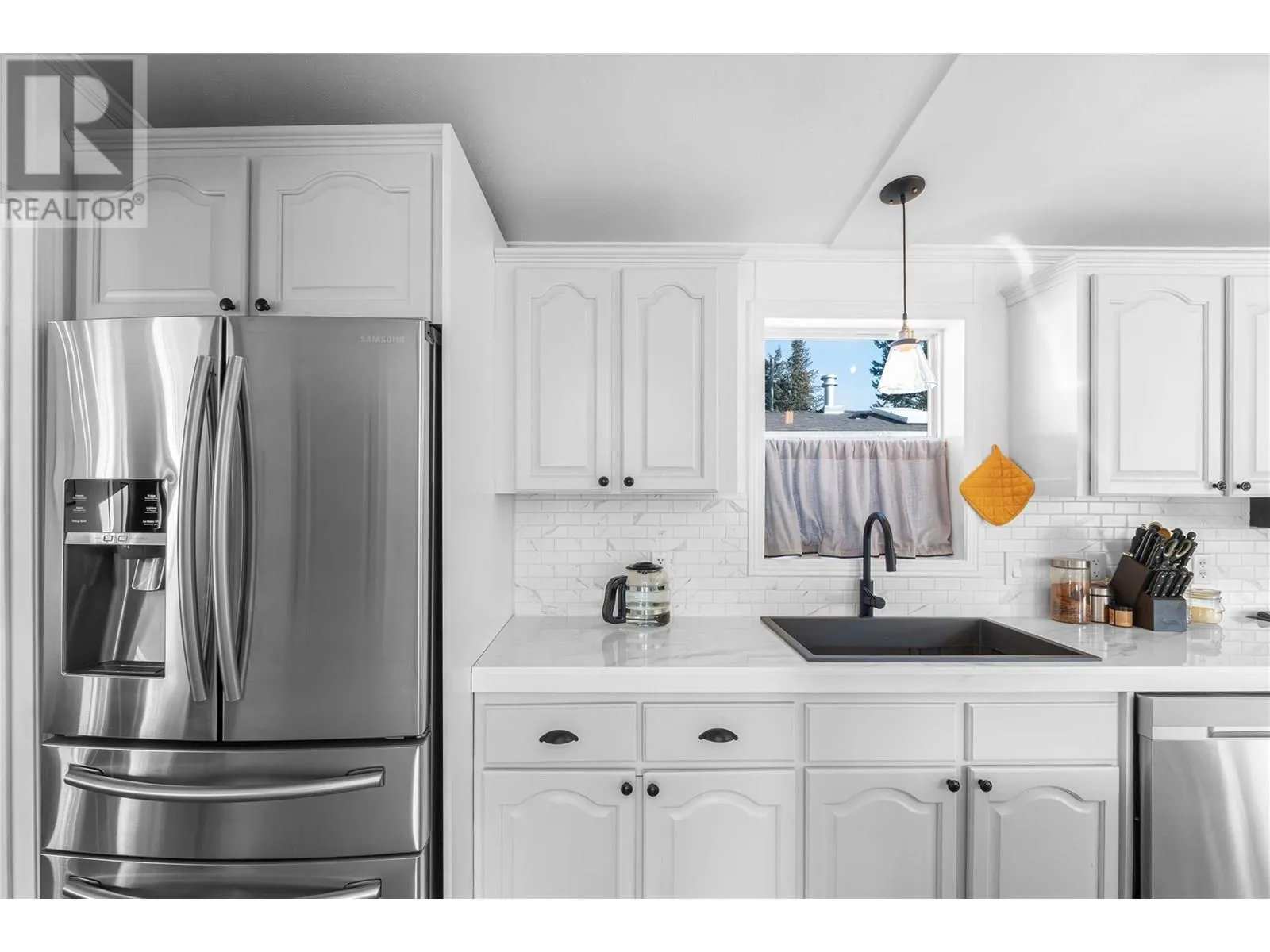 5371 Princeton Avenue Unit# 18