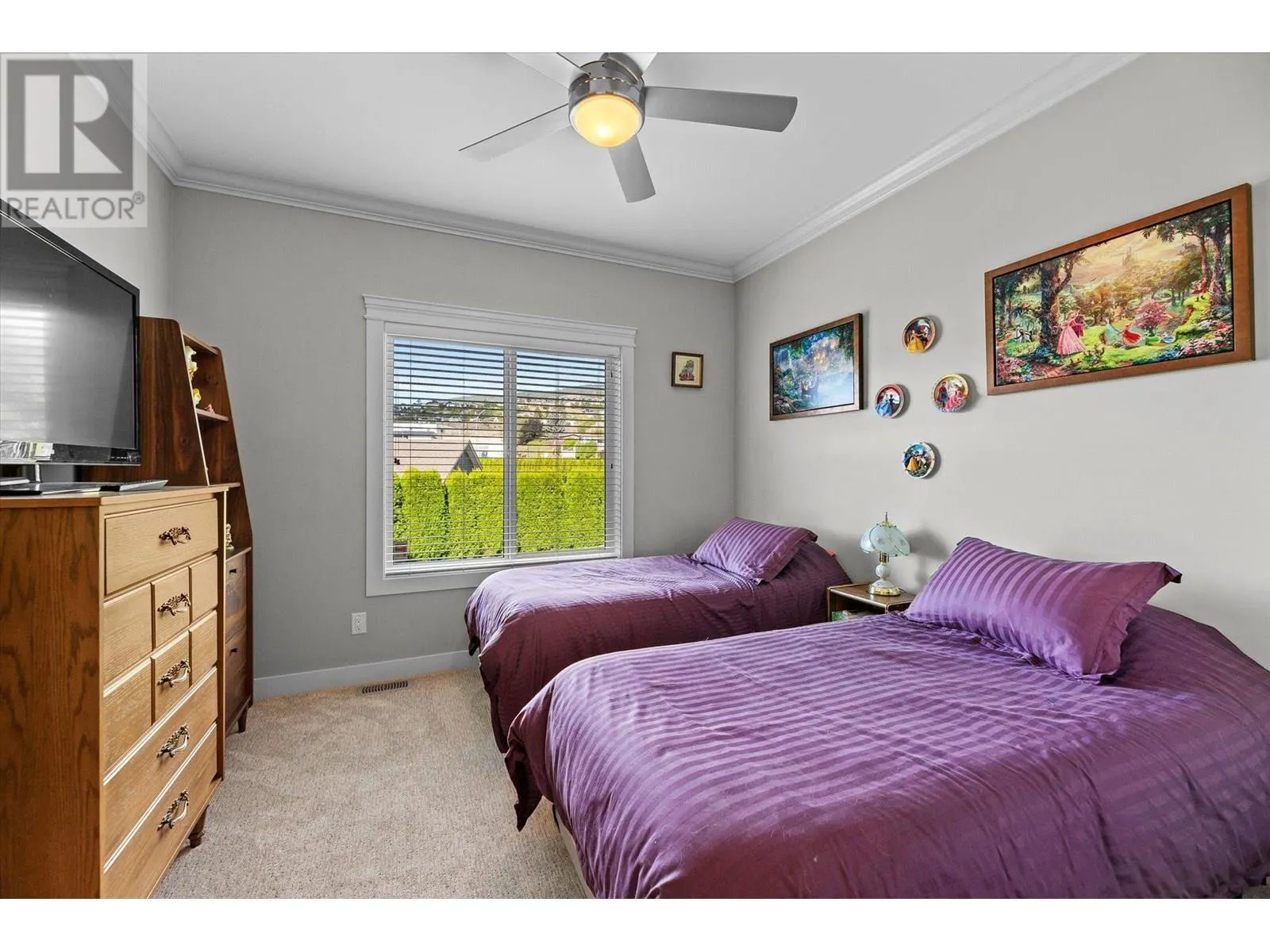 2009 Caroline Way