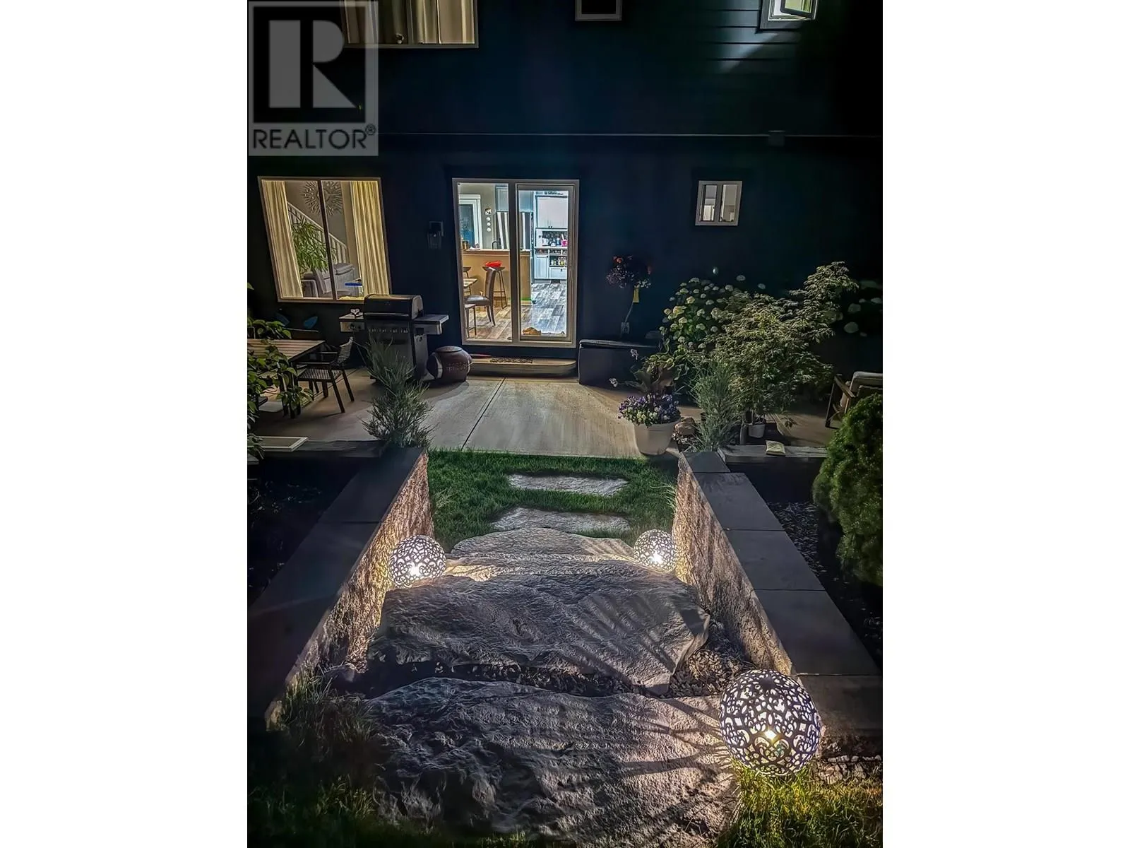 2052 Sunview Drive