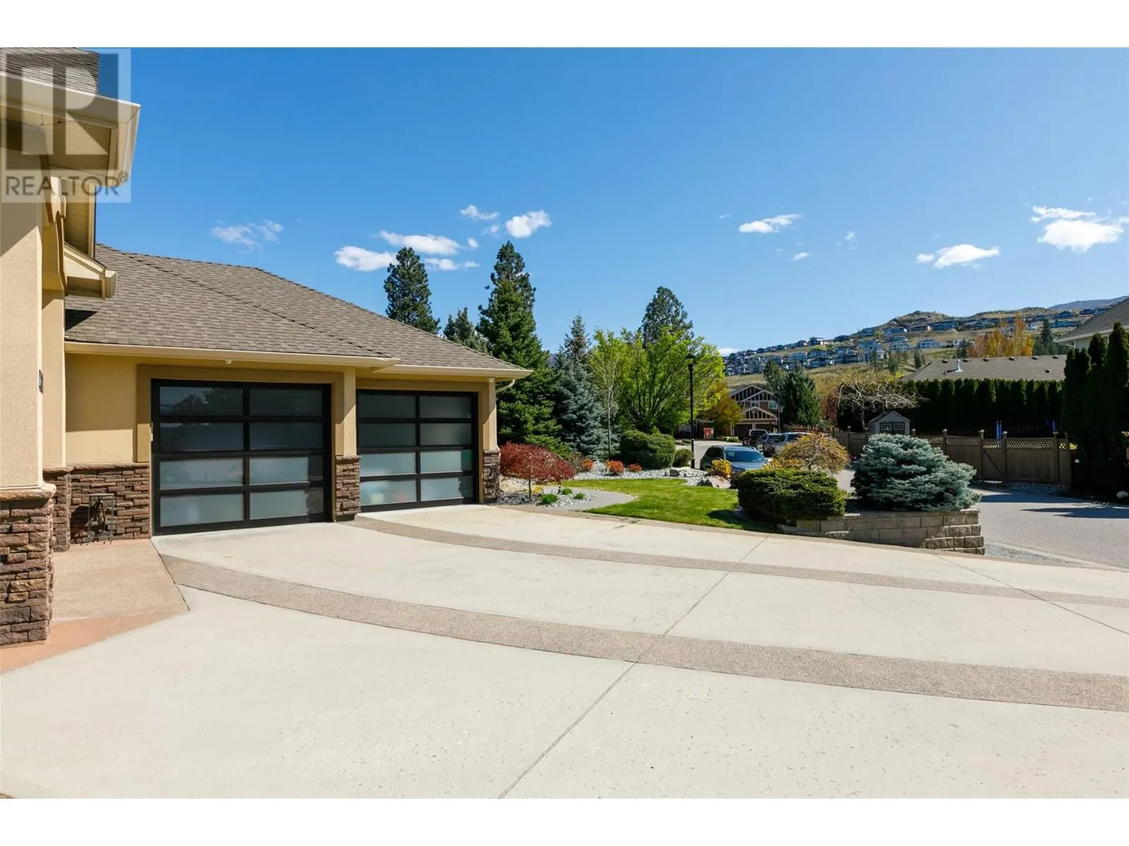 4828 Carmel Crescent