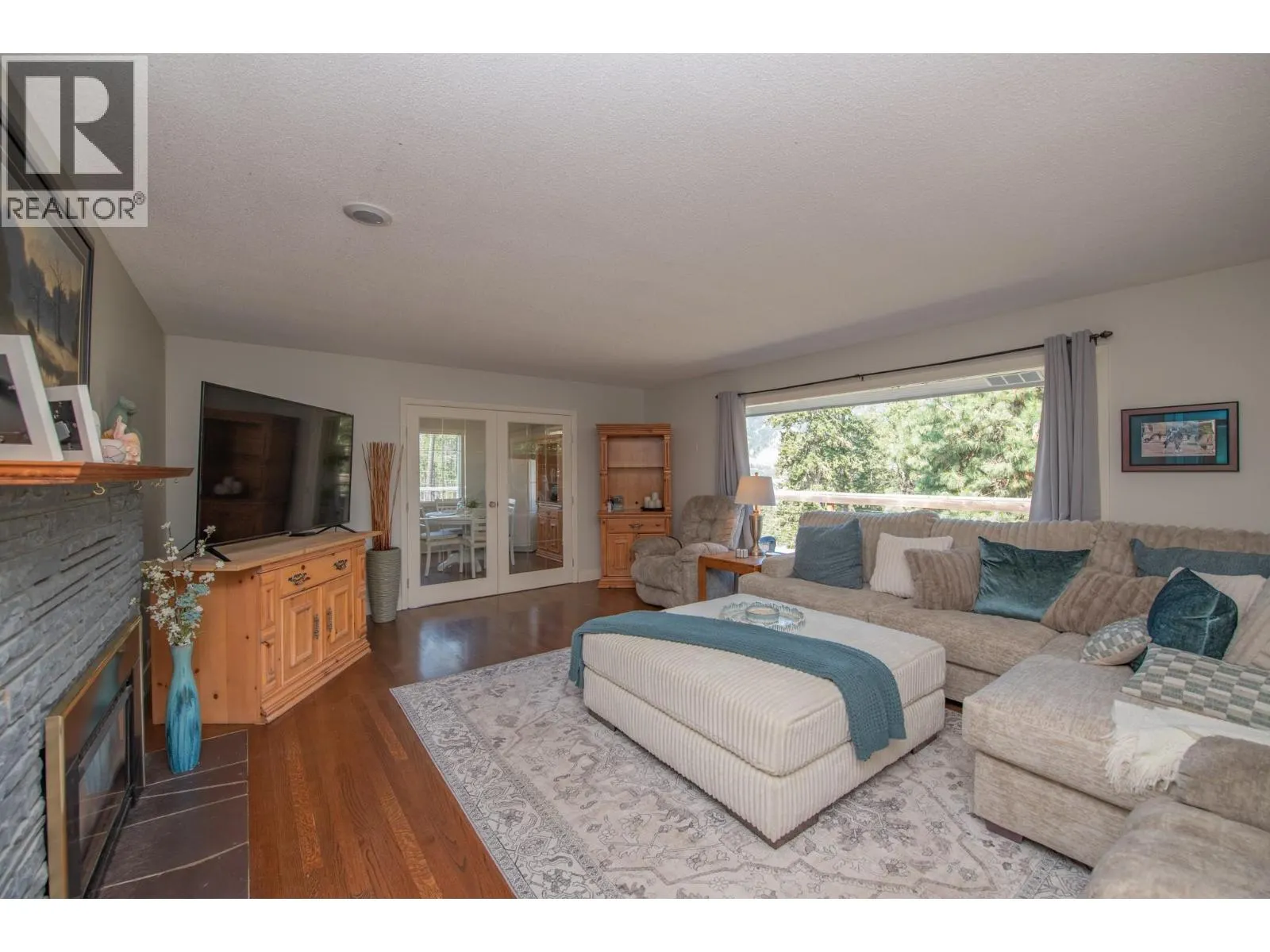 15291 Middle Bench Road