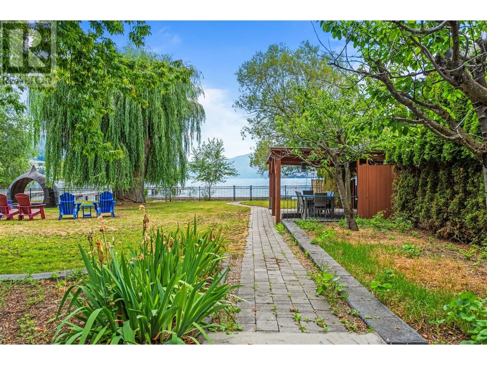 2640 Lakeshore Road