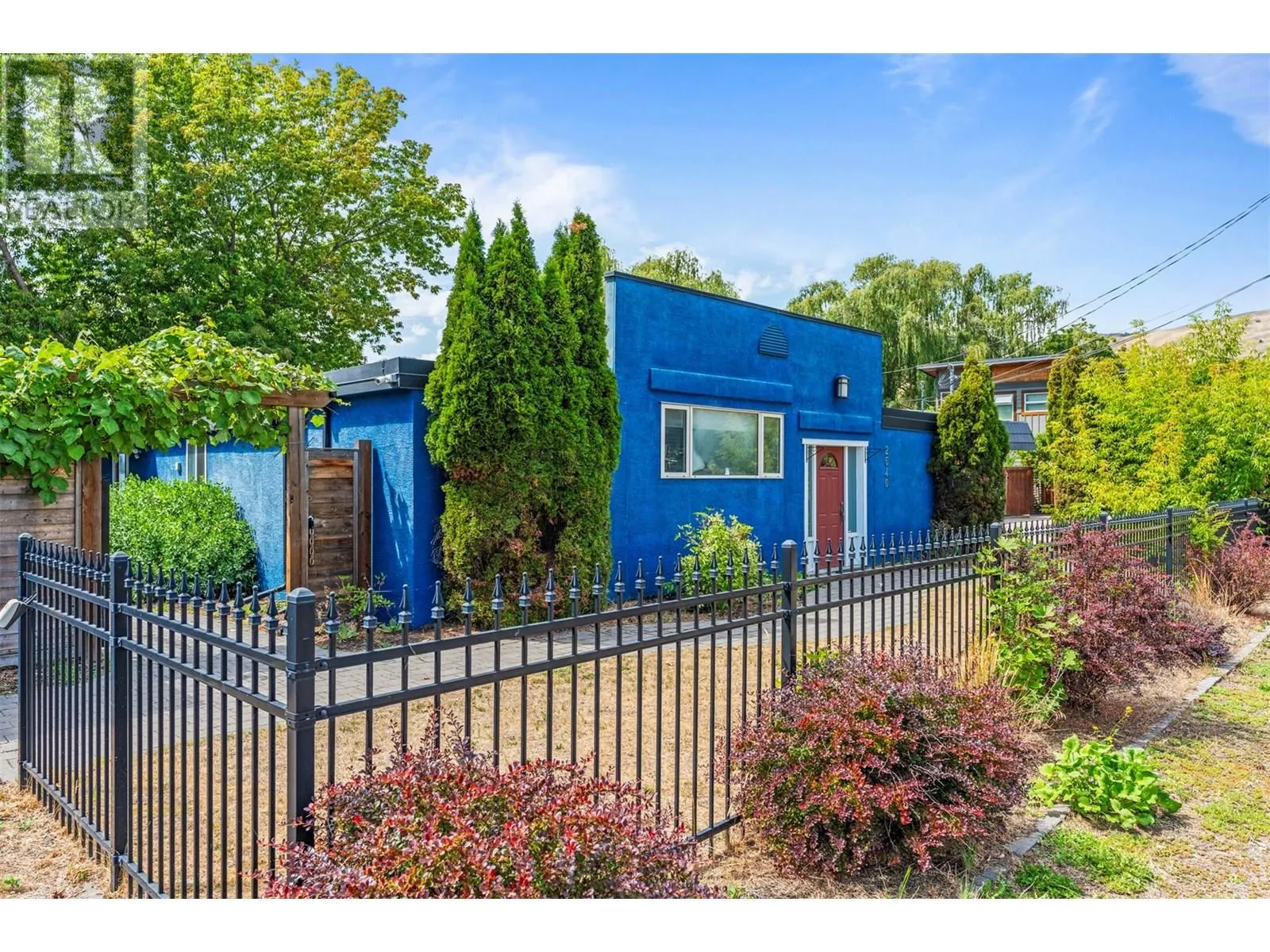 2640 Lakeshore Road