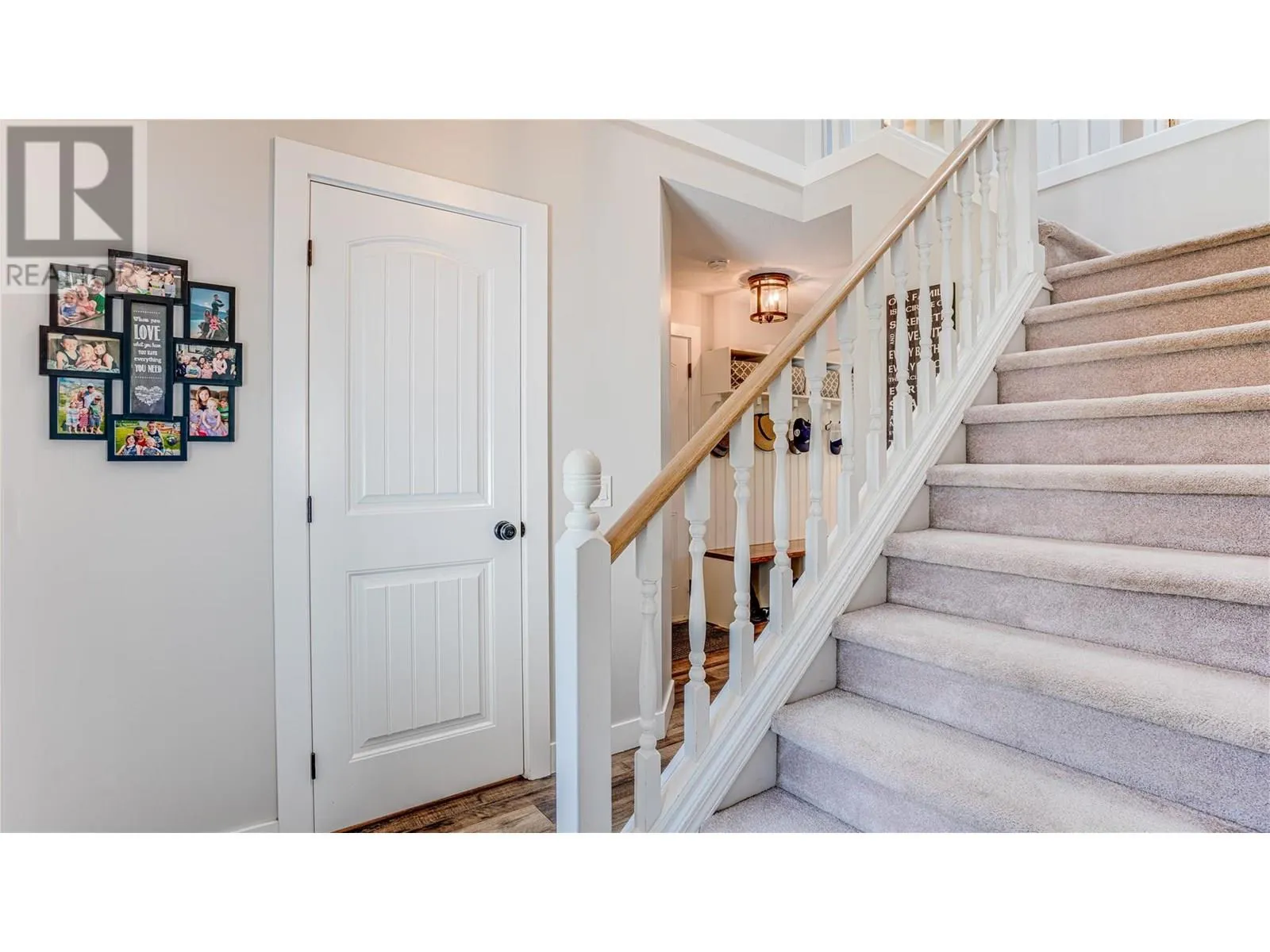 6440 Woodland Drive