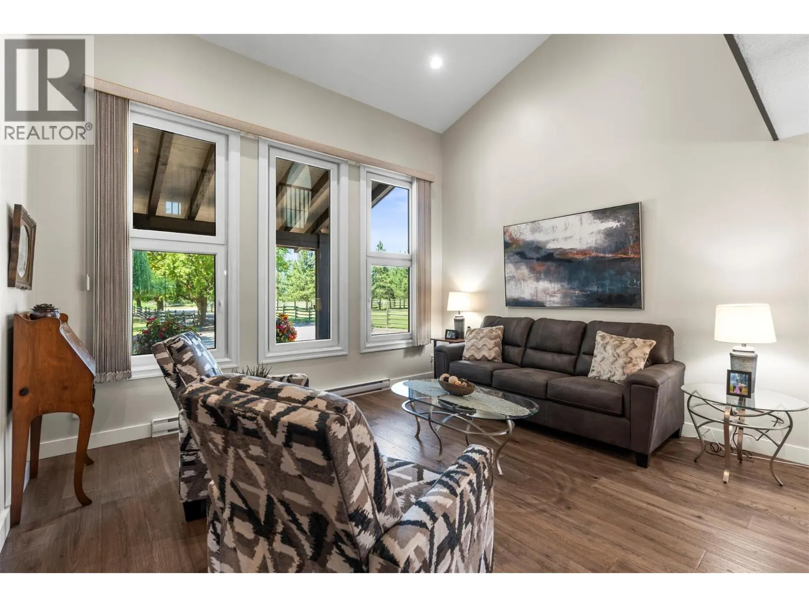 48 Waterside Road