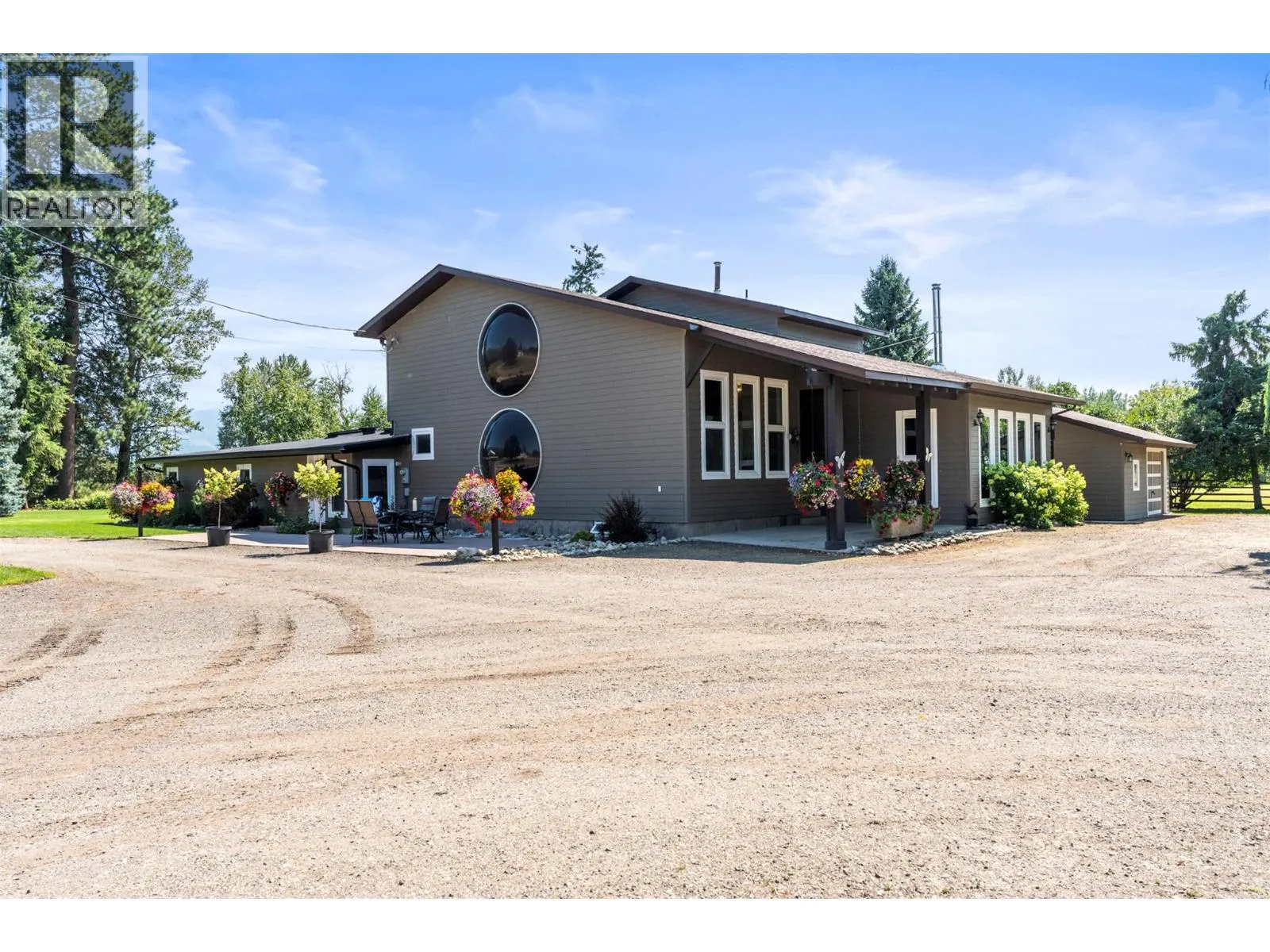 48 Waterside Road
